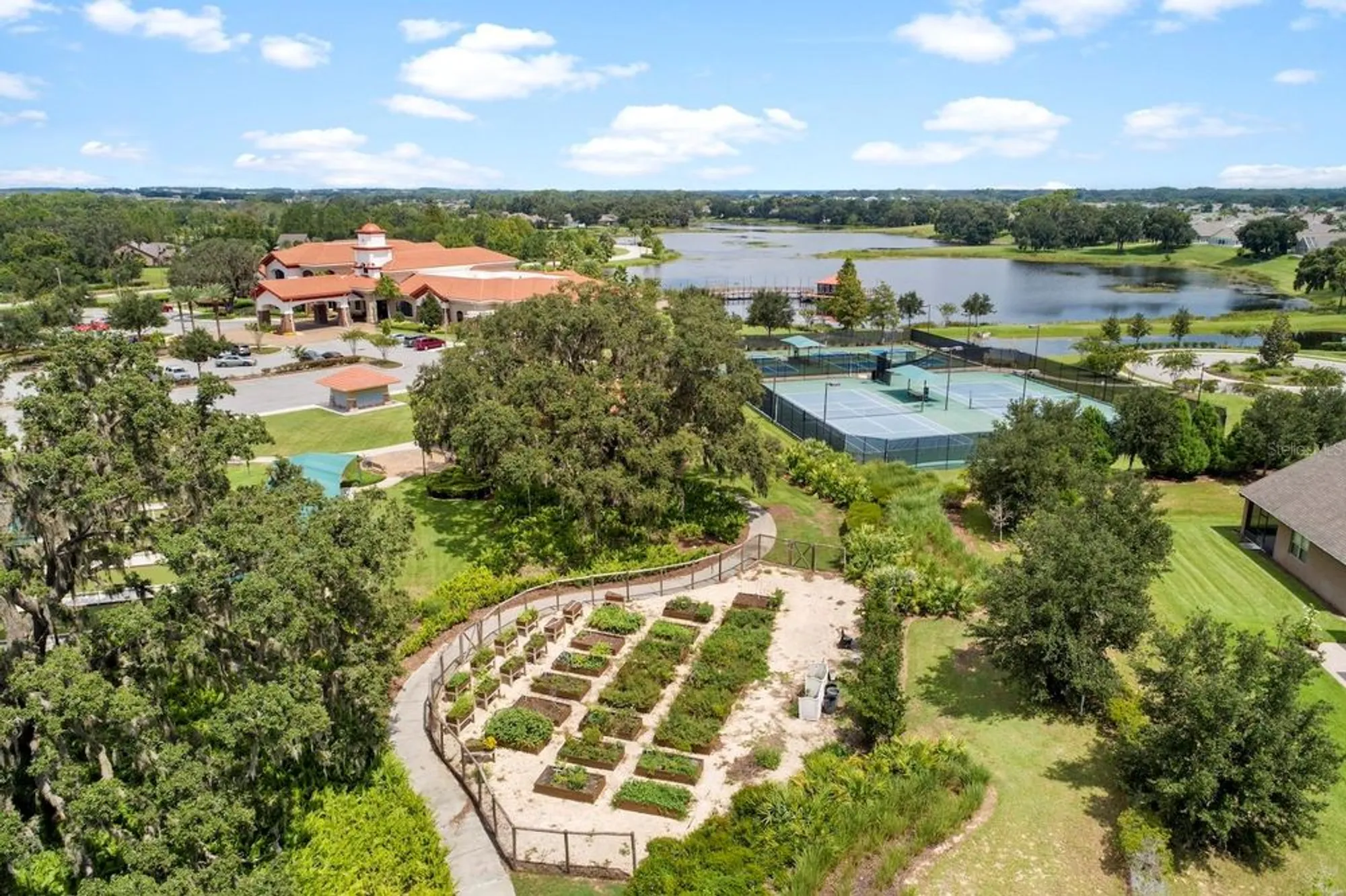 Property Slideshow image 66 of 70 | 613 cantabria dr, Davenport, FL, 33837