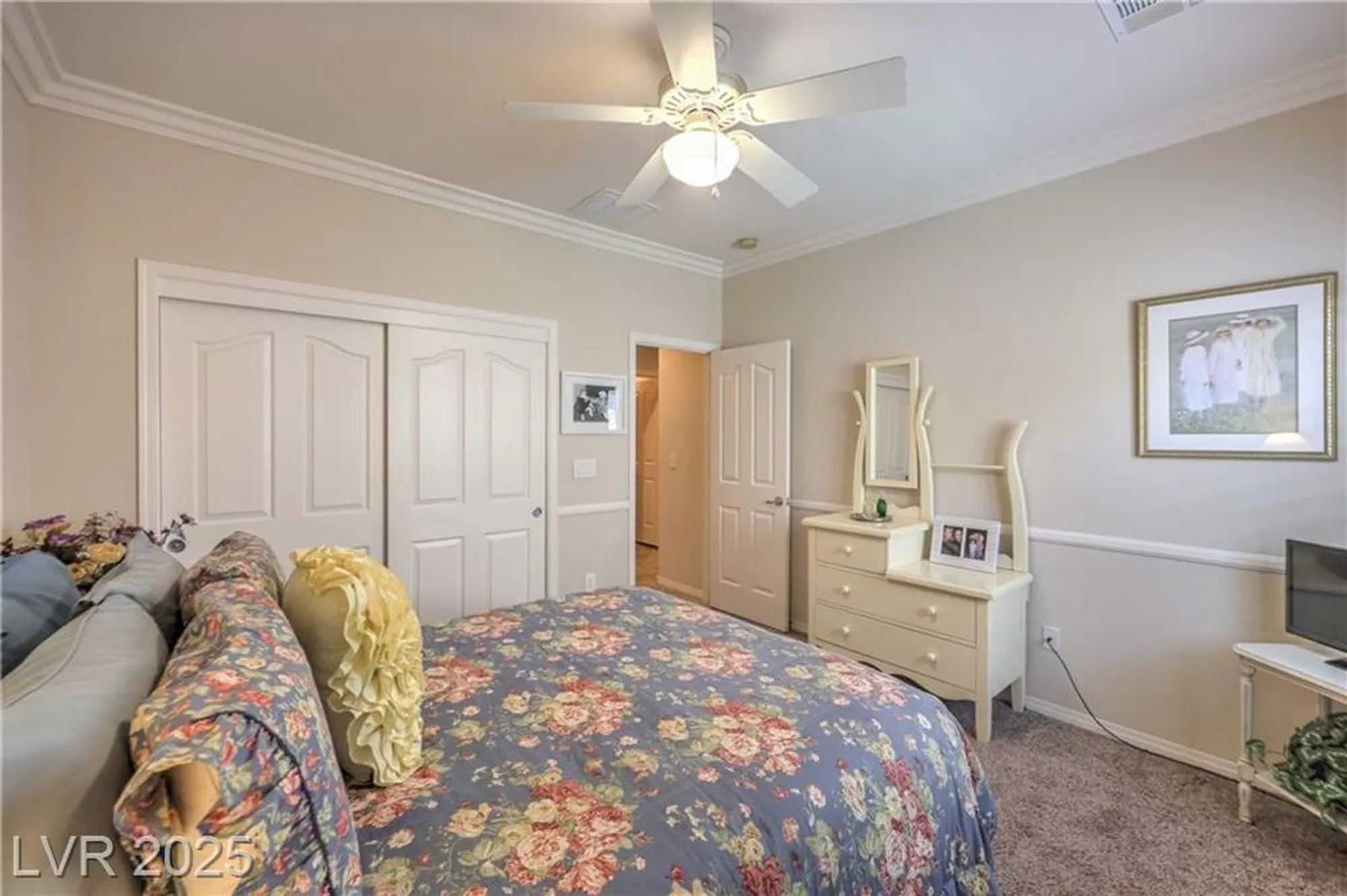 Property Slideshow image 33 of 39 | 2225 blackburn hills ave, Henderson, NV, 89044