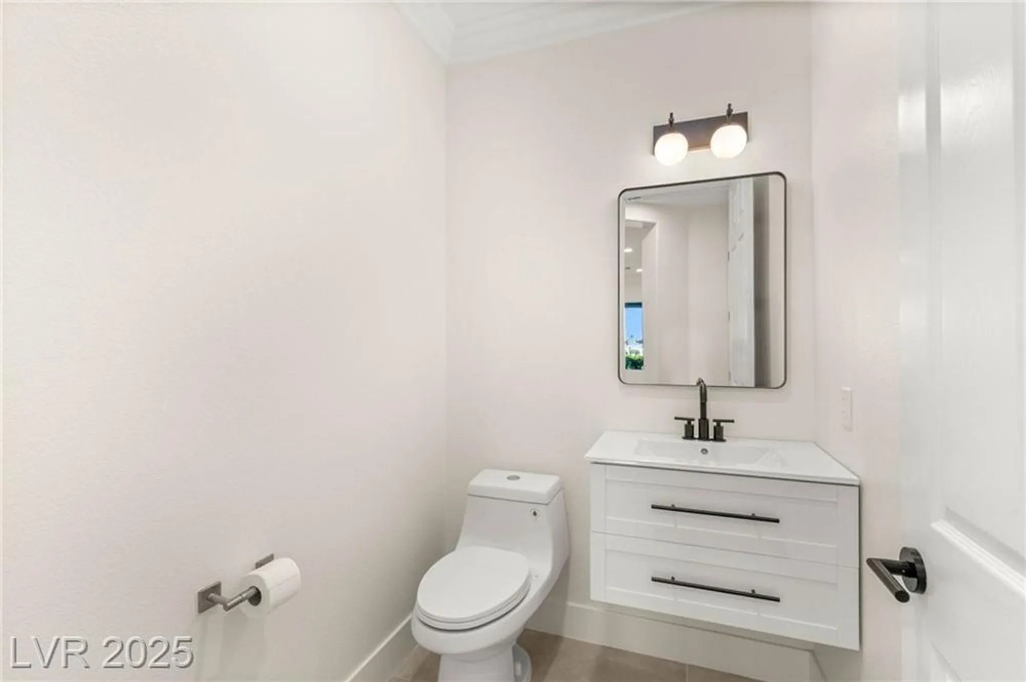 Property Slideshow image 26 of 66 | 4754 riva de romanza st, Las Vegas, NV, 89135