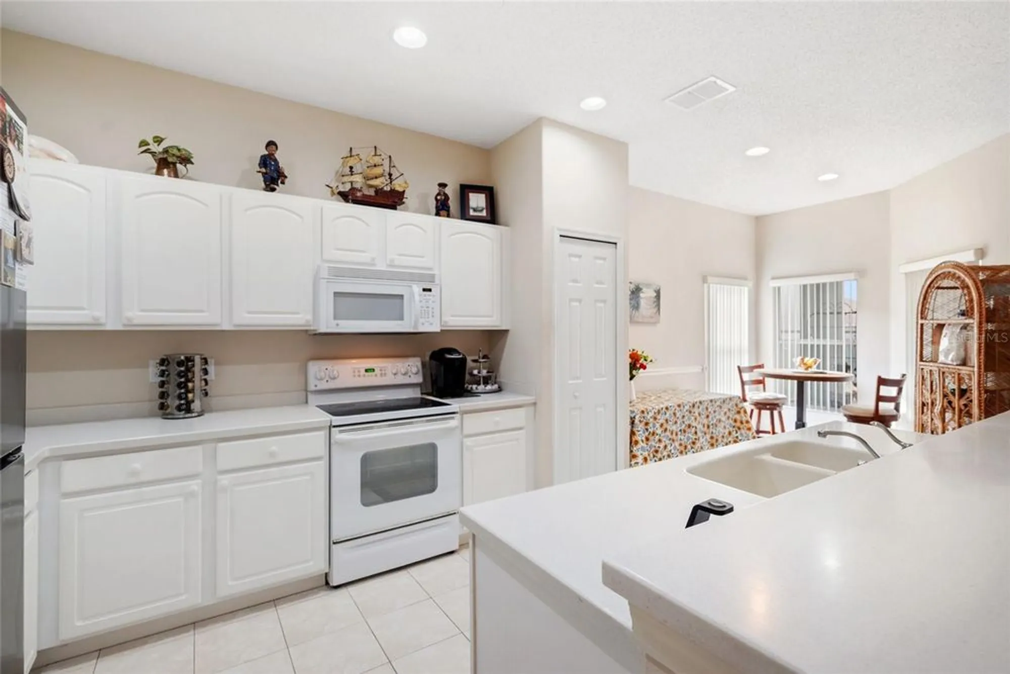 Property Slideshow image 17 of 45 | 2735 plantain dr, Holiday, FL, 34691