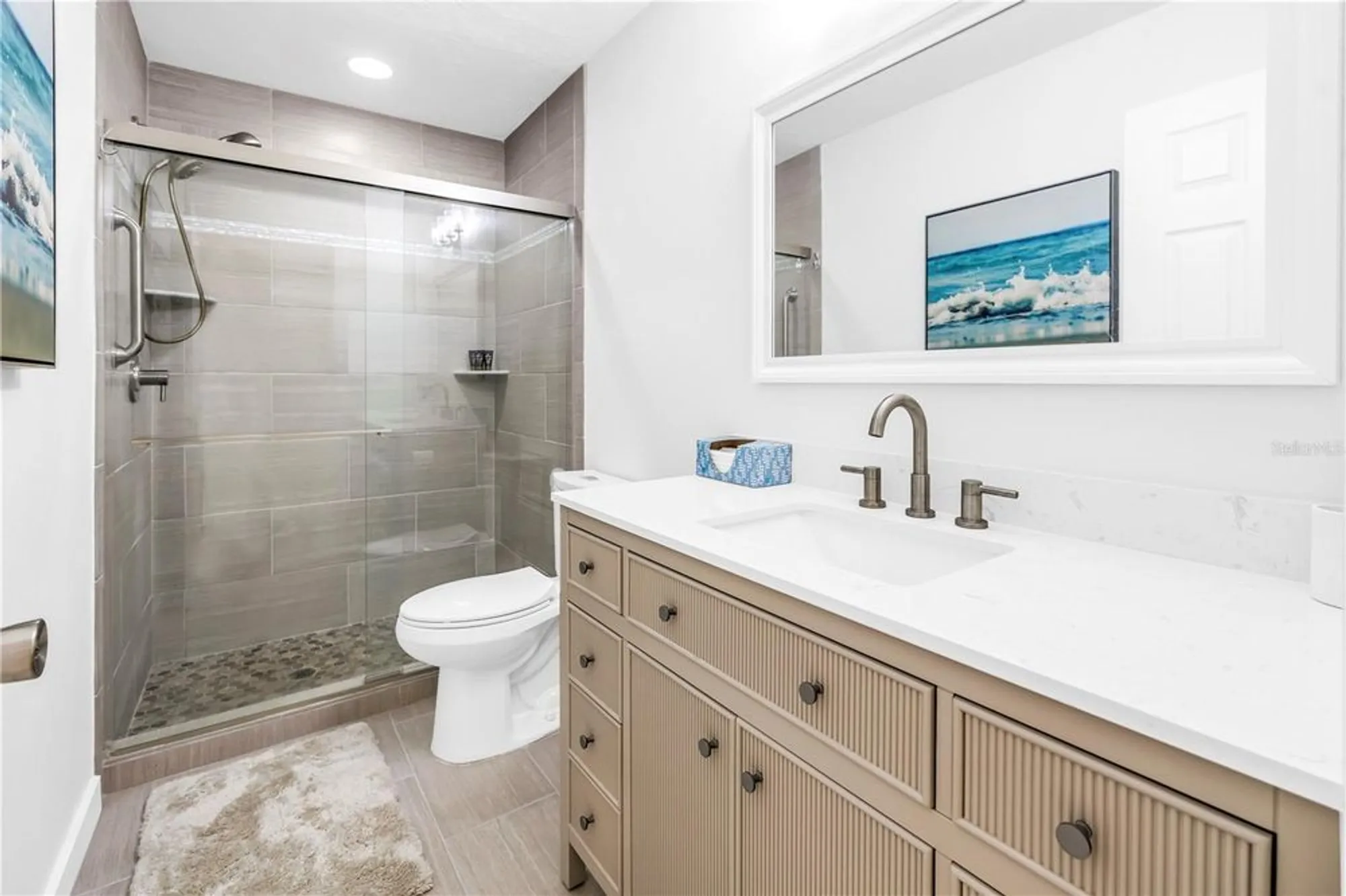 Property Slideshow image 27 of 60 | 111 whispering sands cir # v38, Sarasota, FL, 34242