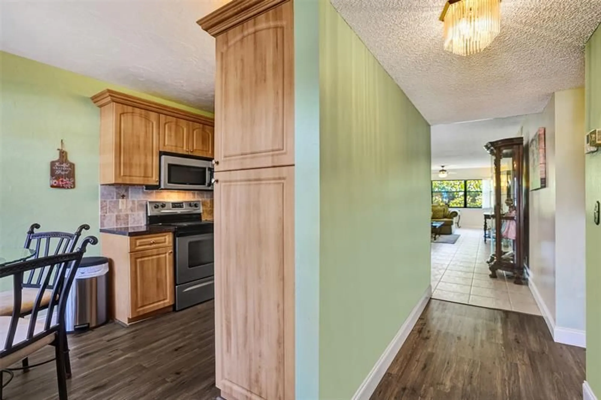 Property Slideshow image 9 of 78 | 7689 tahiti ln apt 104, Lake Worth, FL, 33467