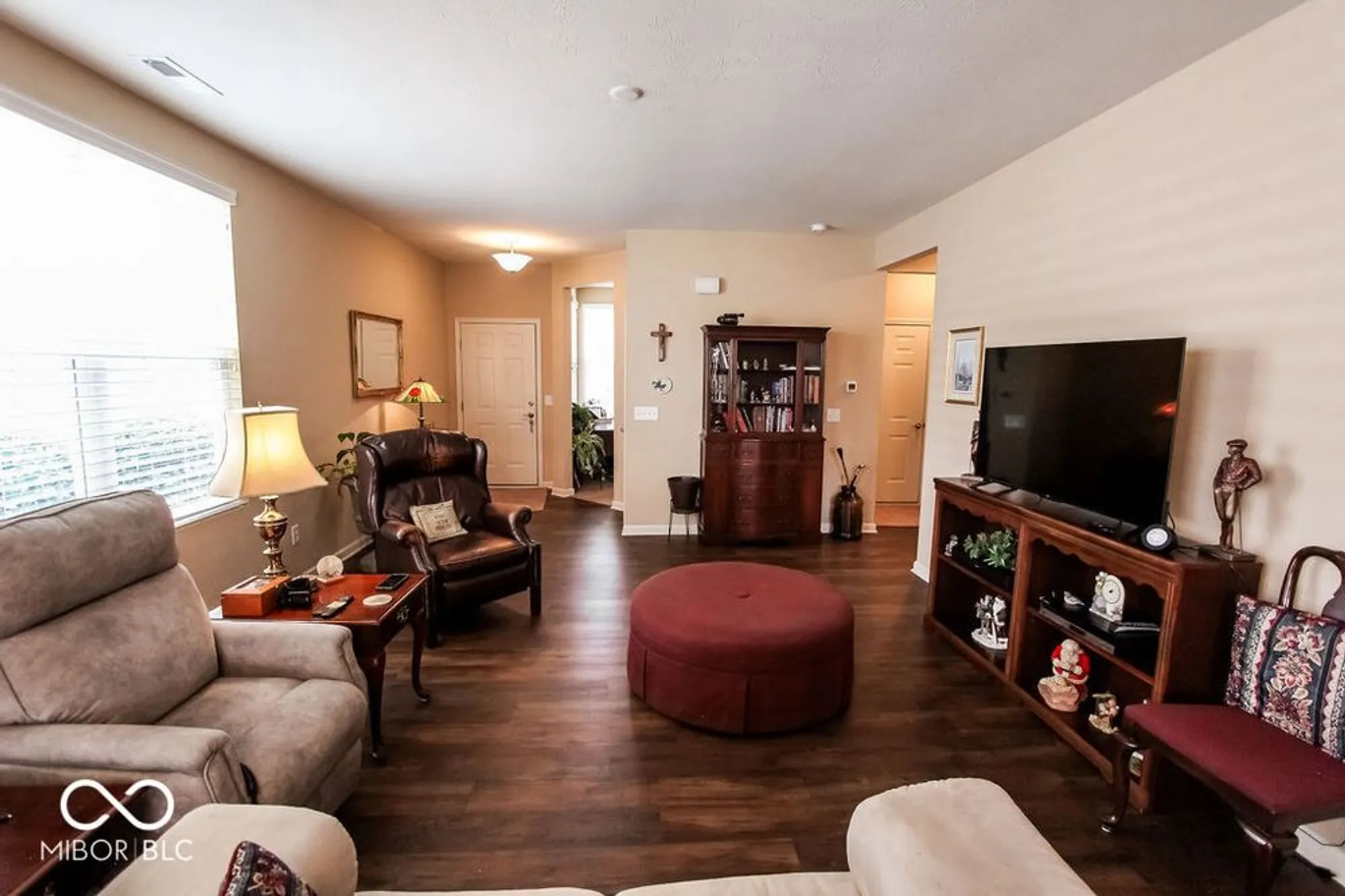 Property Slideshow image 11 of 54 | 12790 arista ln, Fishers, IN, 46037