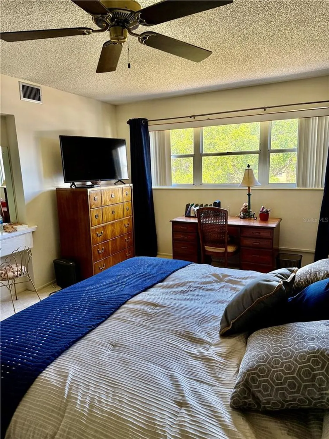 Property Slideshow image 4 of 38 | 2254 norwegian dr 46, Clearwater, FL, 33763