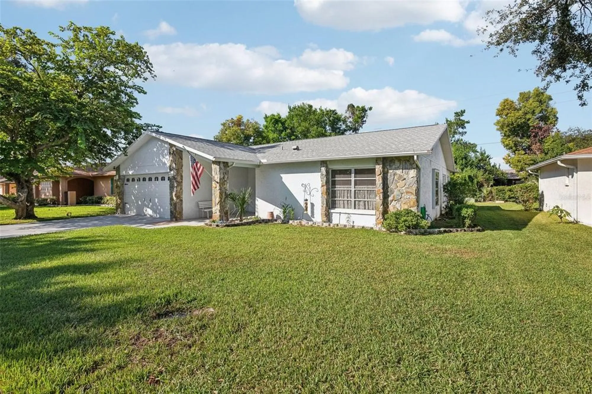 Property Slideshow image 2 of 34 | 11211 rollingwood dr, Port Richey, FL, 34668