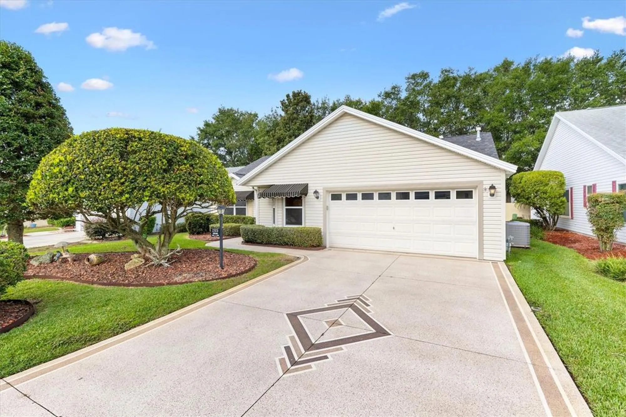 Property Slideshow image 45 of 46 | 2573 caribe dr, The Villages, FL, 32162