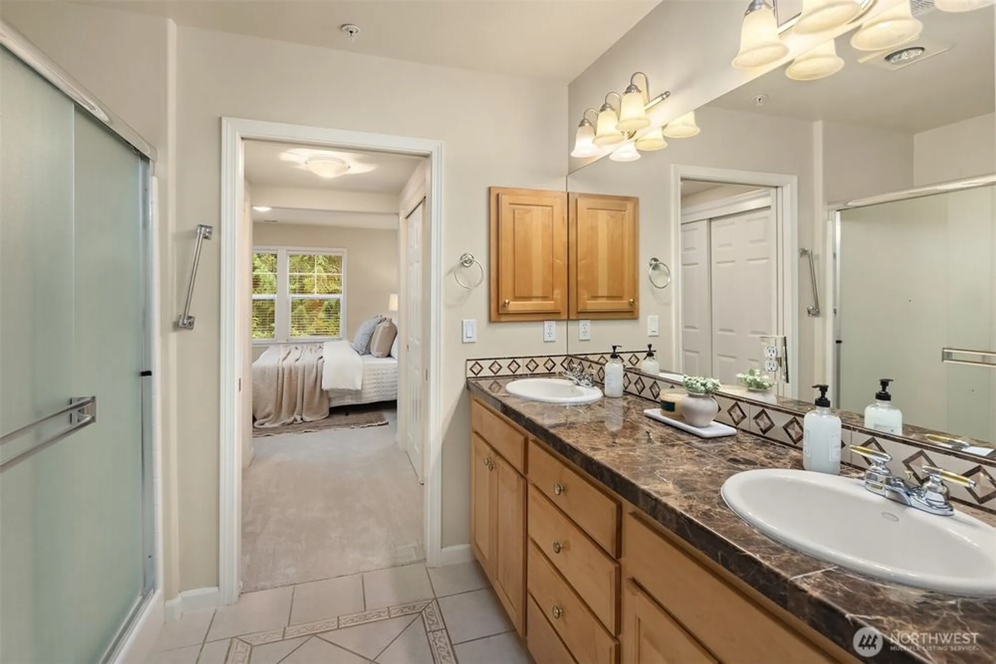 Property Slideshow image 23 of 40 | 4535 providence point pl 103, Issaquah, WA, 98029