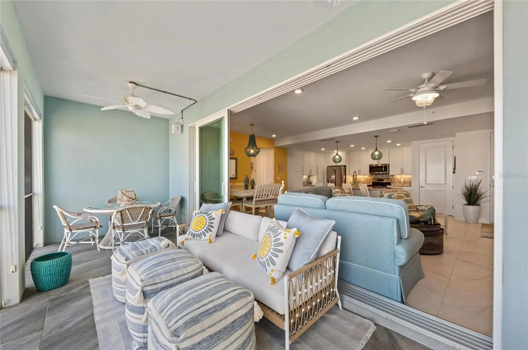 Property Slideshow image 52 of 100 | 387 aruba cir 301, Bradenton, FL, 34209