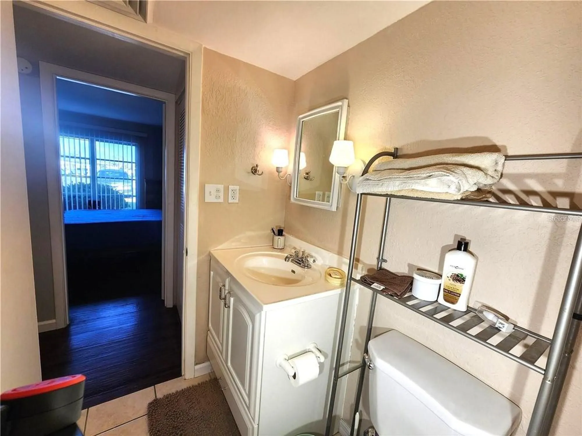 Property Slideshow image 19 of 31 | 21320 brinson ave apt 109, Port Charlotte, FL, 33952