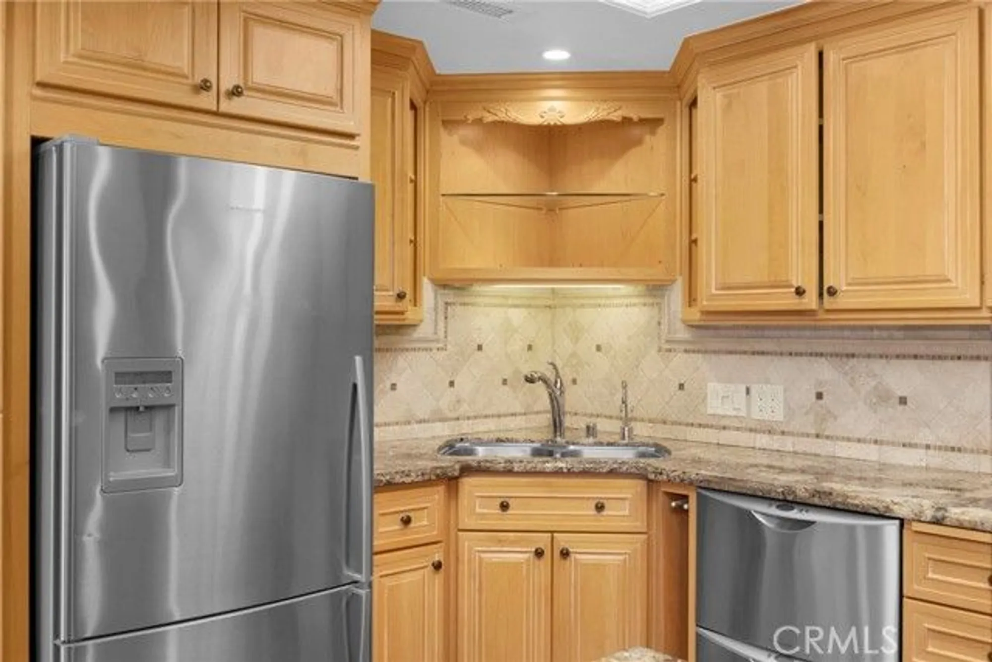 Property Slideshow image 7 of 37 | 1660 tam oshanter rd mutual 14-5f, Seal Beach, CA, 90740