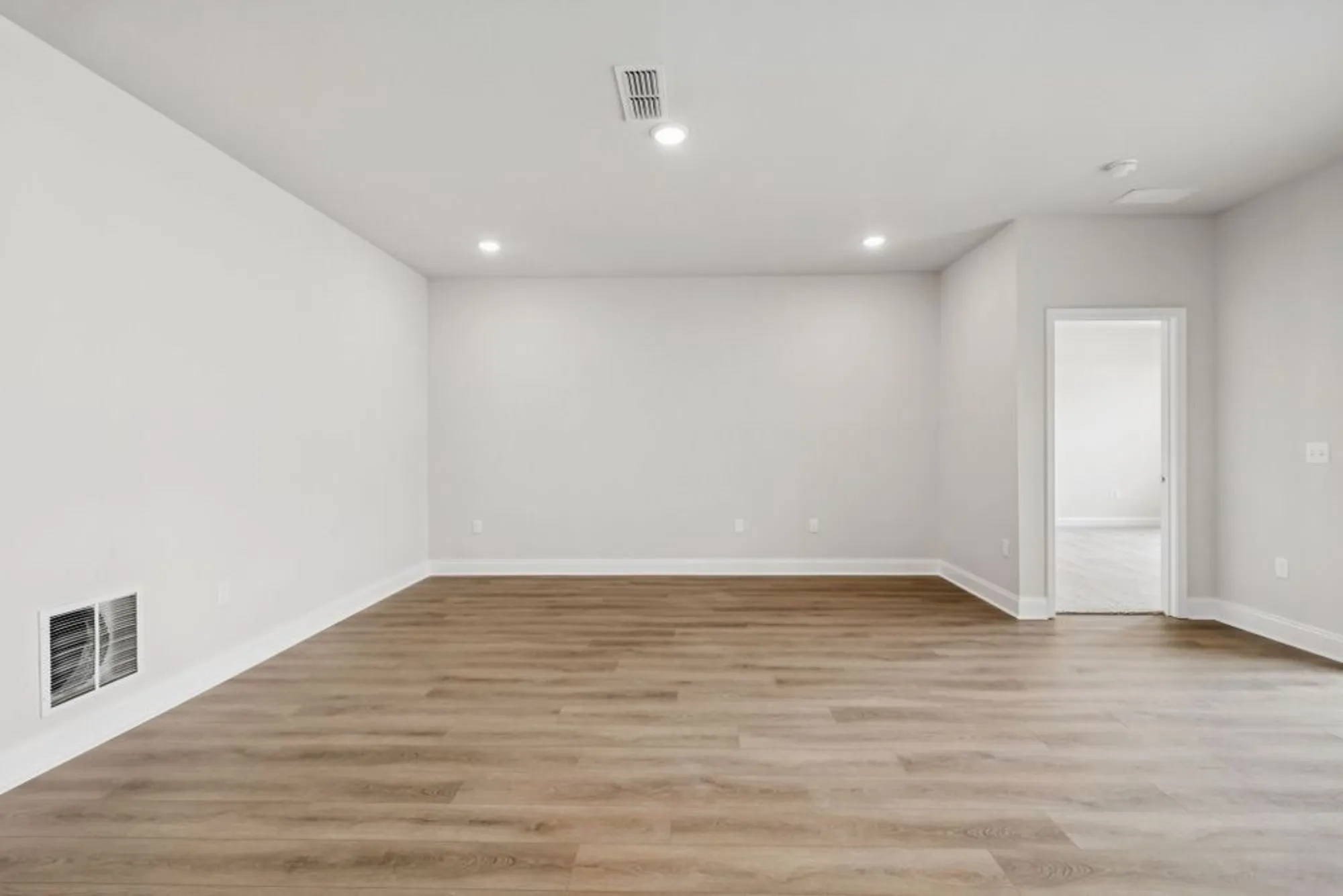 Property Slideshow image 9 of 49 | 304 stonehaus cir, Antioch, TN, 37013