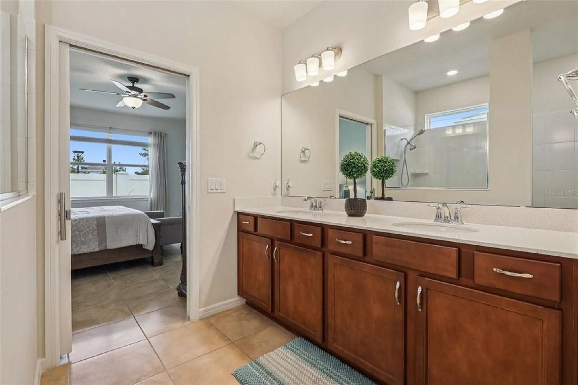 Property Slideshow image 25 of 49 | 2015 spring shower cir, Kissimmee, FL, 34744
