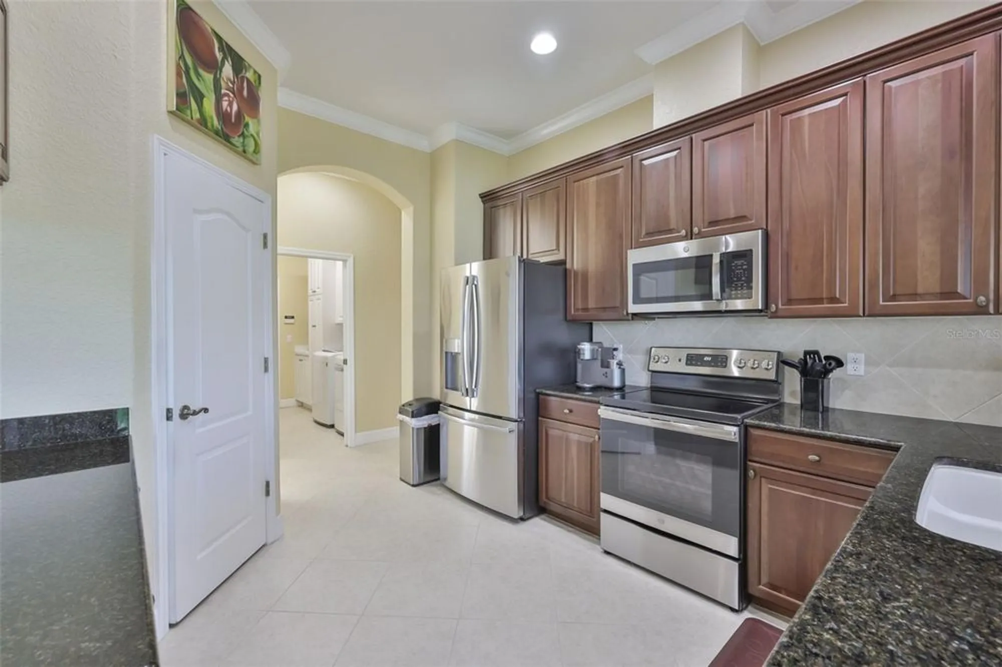 Property Slideshow image 17 of 48 | 327 noble faire dr, Sun City Center, FL, 33573