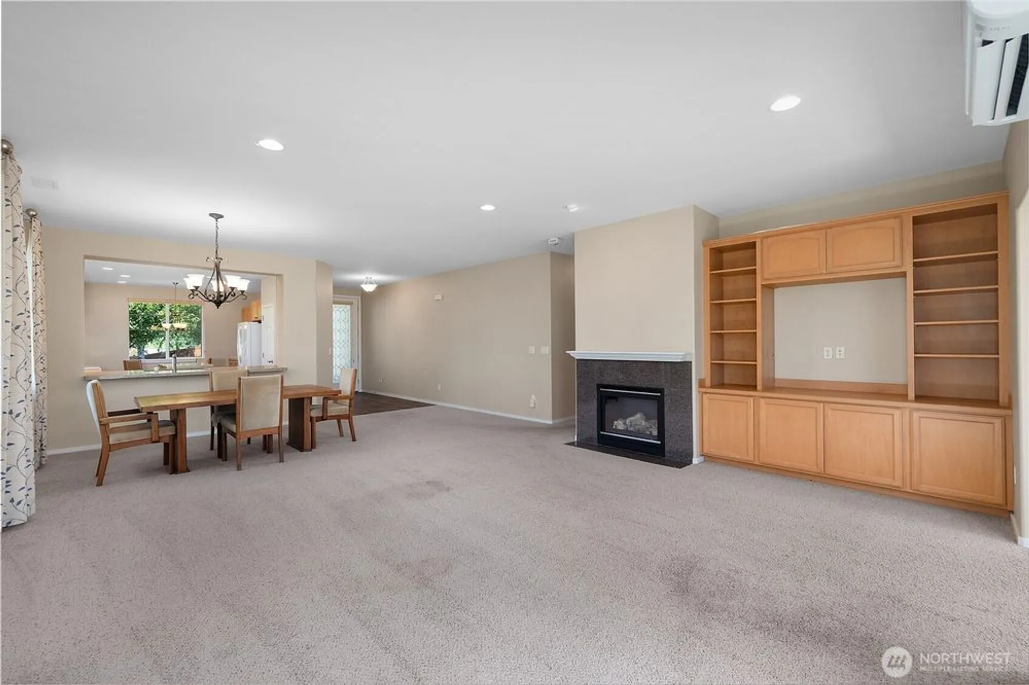 Property Slideshow image 24 of 39 | 4812 spokane st, Lacey, WA, 98516