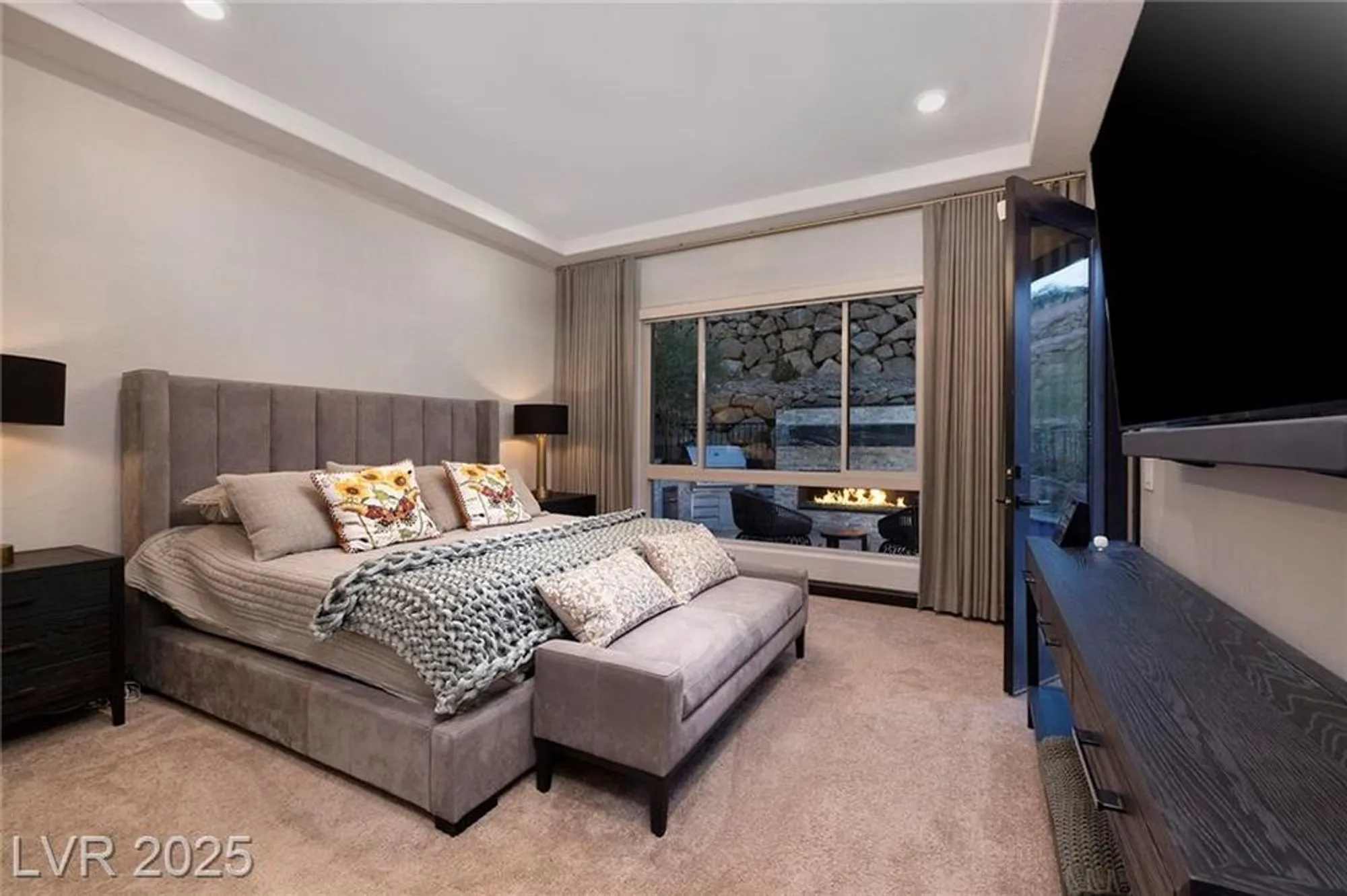 Property Slideshow image 22 of 52 | 33 desert juniper ln, Henderson, NV, 89011