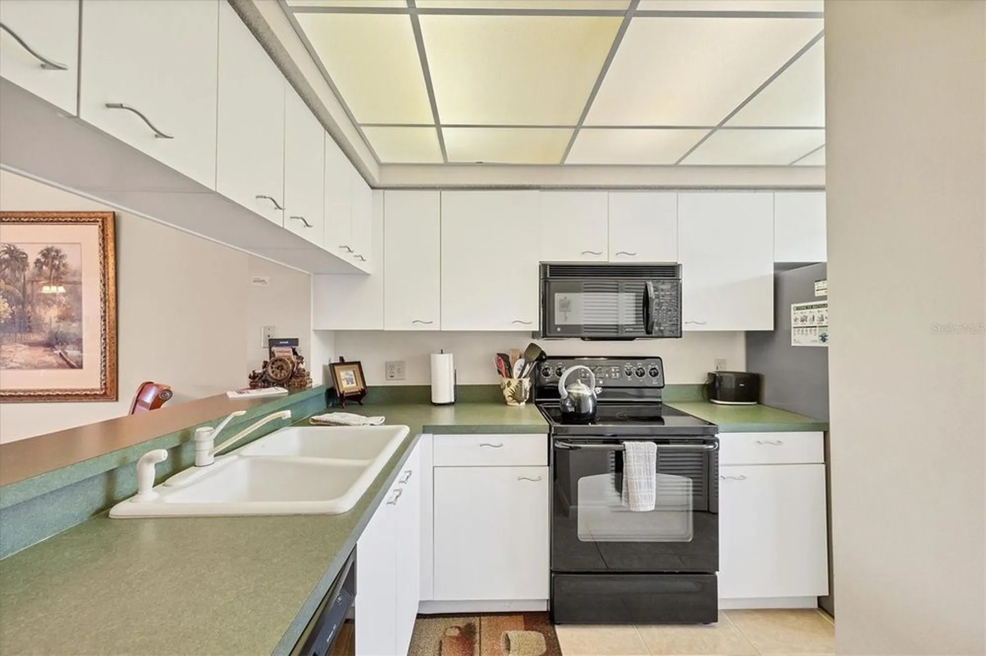 Property Slideshow image 16 of 56 | 823 wexford blvd # 823, Venice, FL, 34293