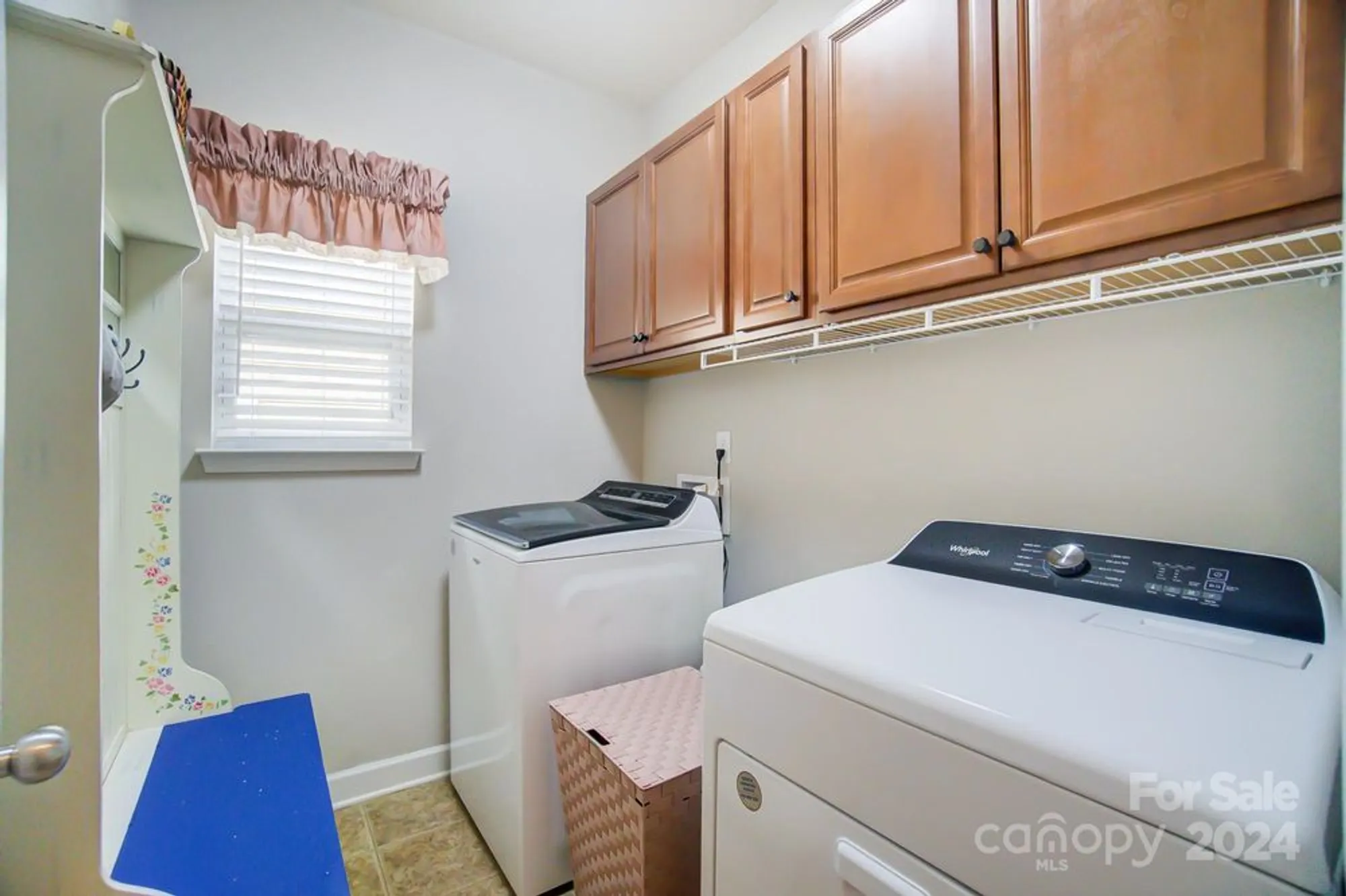 Property Slideshow image 13 of 47 | 8928 carneros creek rd, Charlotte, NC, 28214