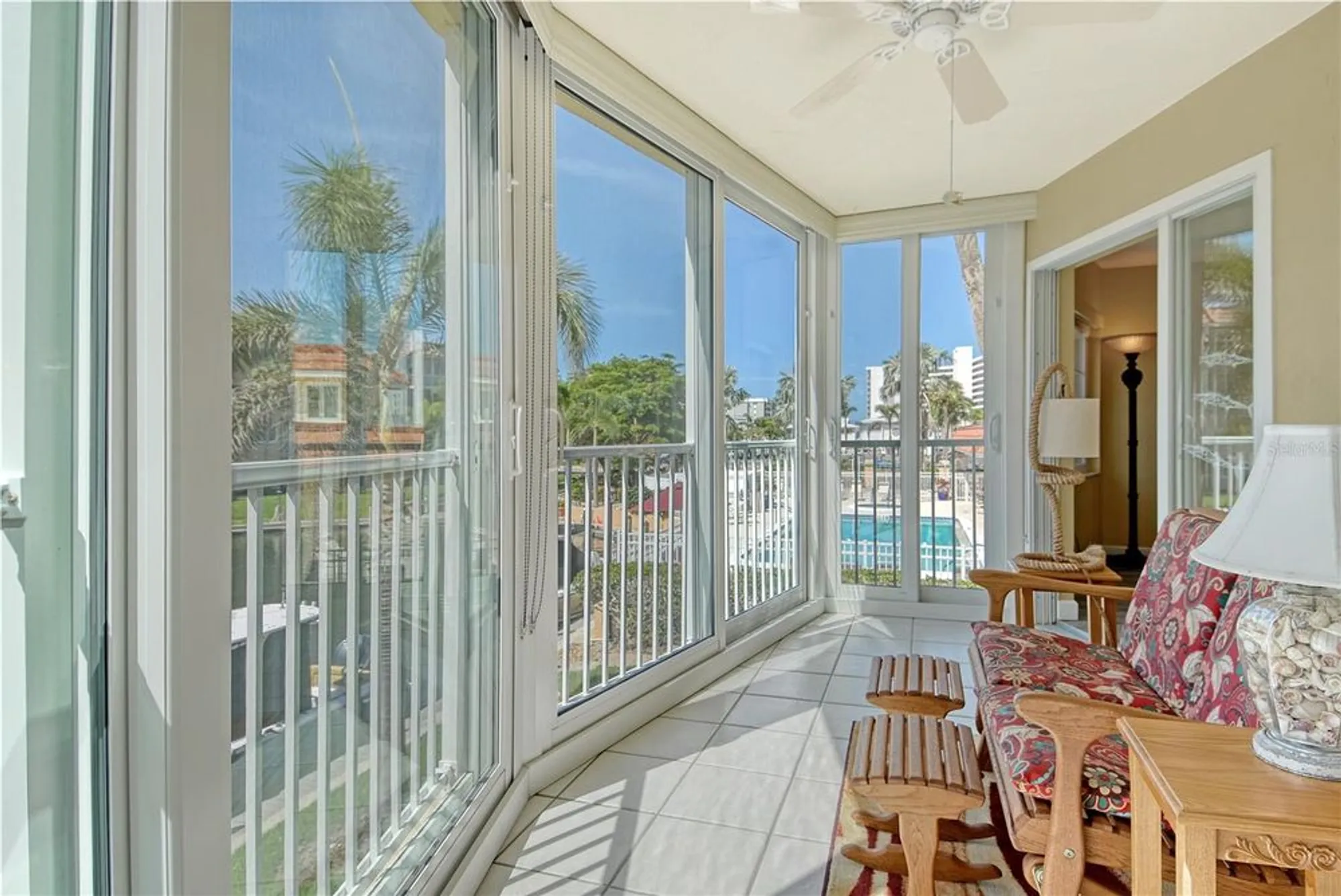 Property Slideshow image 8 of 62 | 1250 n portofino dr apt 208, Sarasota, FL, 34242