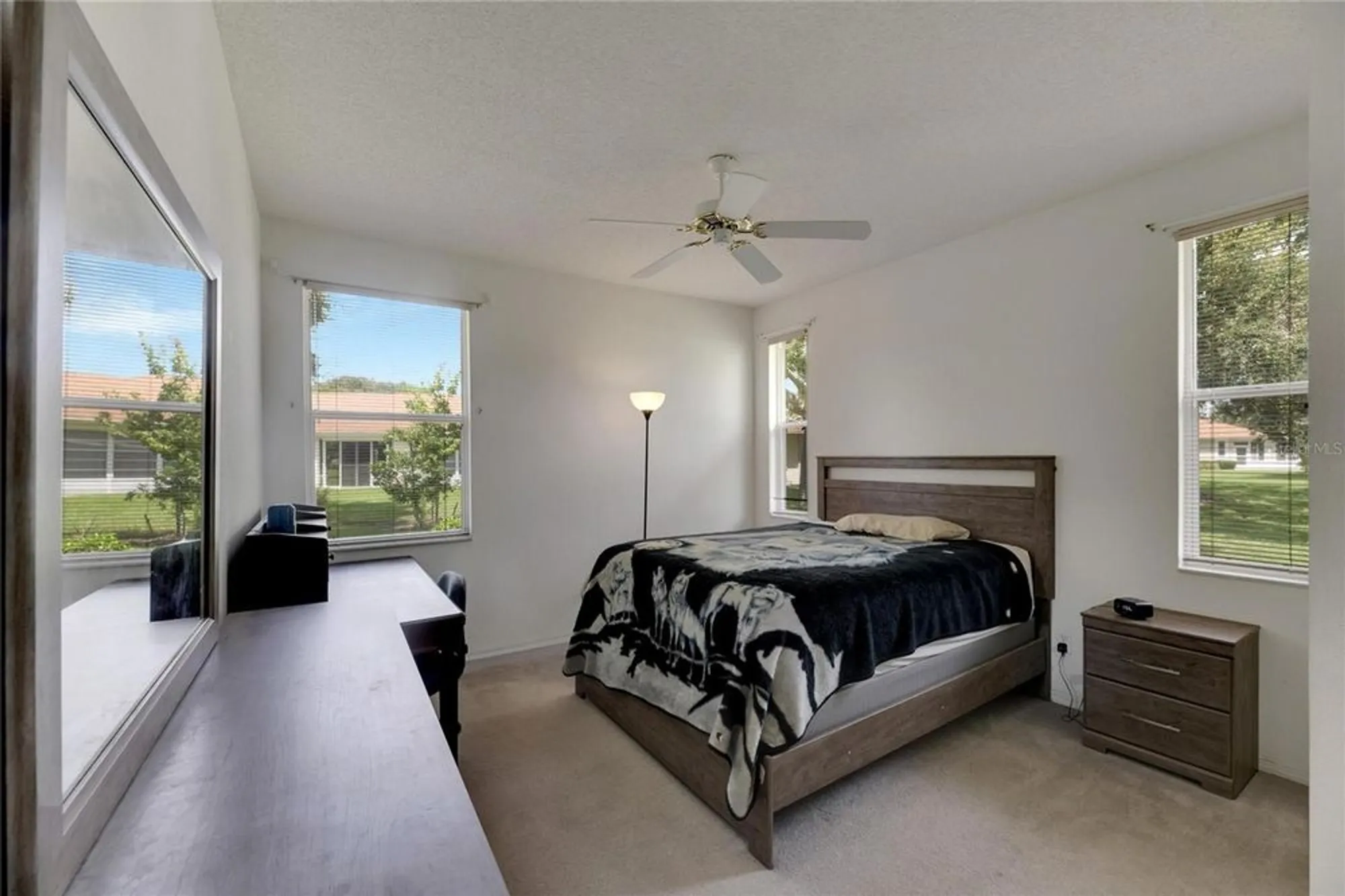 Property Slideshow image 33 of 46 | 1015 radison lake ct # 65, Sun City Center, FL, 33573