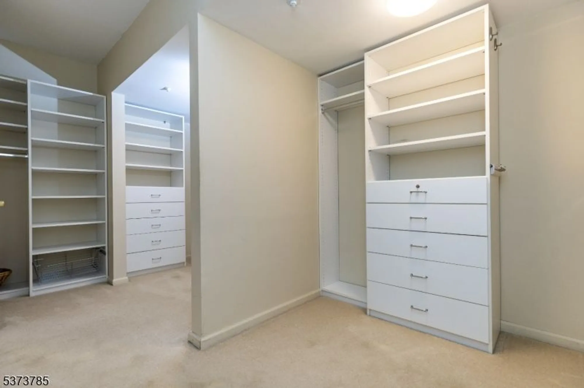 Property Slideshow image 17 of 43 | 3212 franklin ln # 212, Rockaway Boro, NJ, 07866