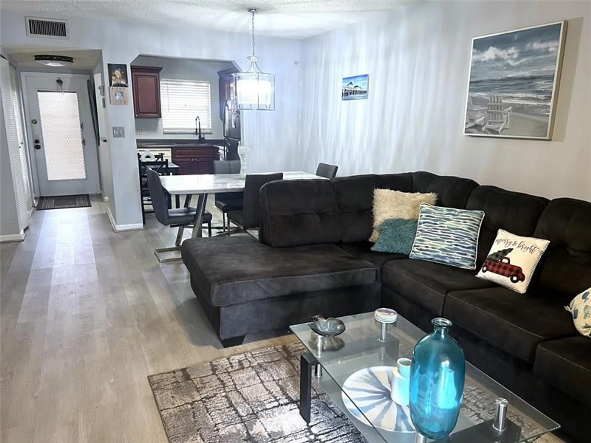 Property Slideshow image 9 of 35 | 6670 royal palm blvd 106k, Margate, FL, 33063