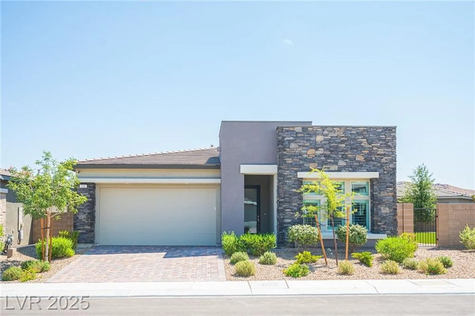 Property Slideshow image 3 of 92 | 936 mayfield manor ln, Las Vegas, NV, 89138