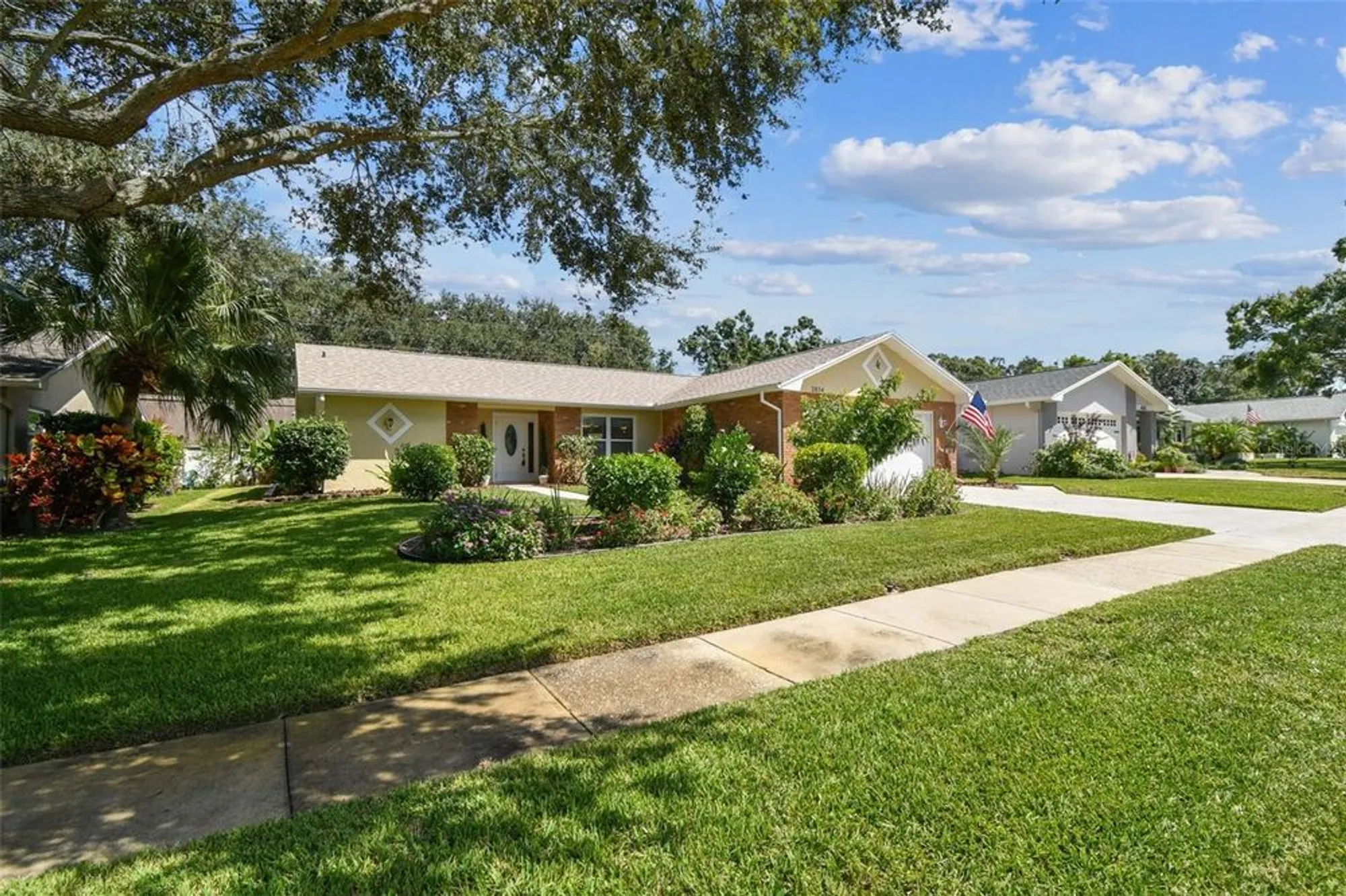 Property Slideshow image 49 of 99 | 2834 thistle ct, Palm Harbor, FL, 34684