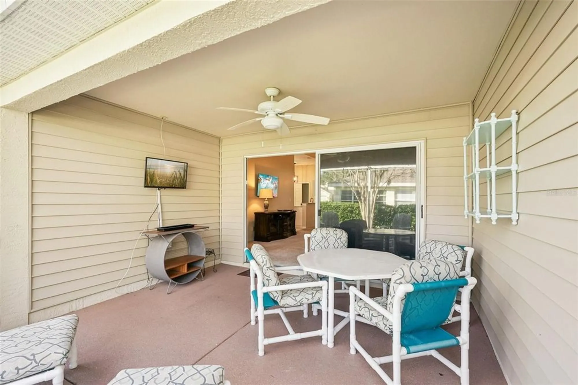 Property Slideshow image 28 of 57 | 2433 new haven cir, Sun City Center, FL, 33573