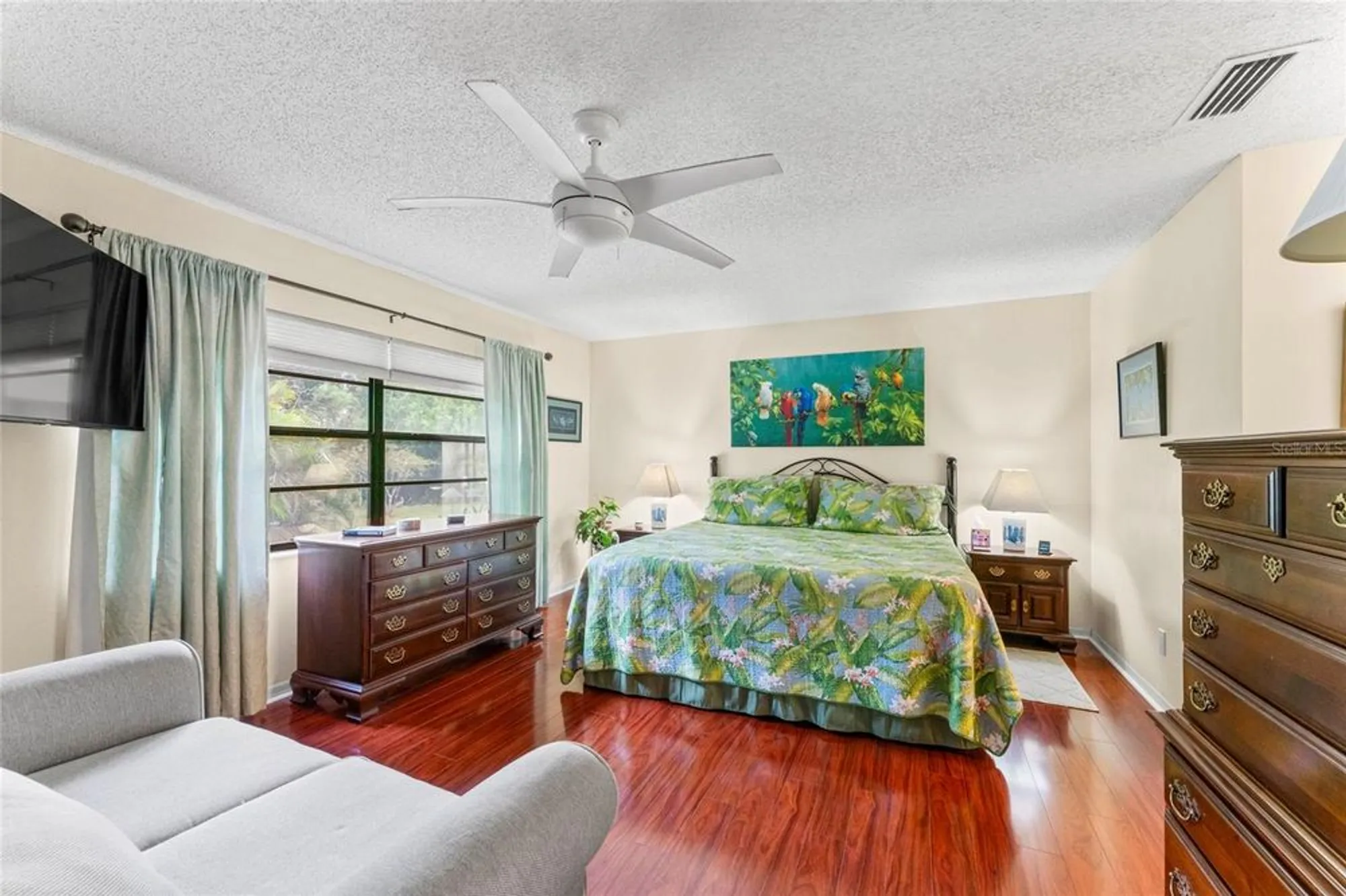 Property Slideshow image 27 of 52 | 1817 new bedford dr, Sun City Center, FL, 33573