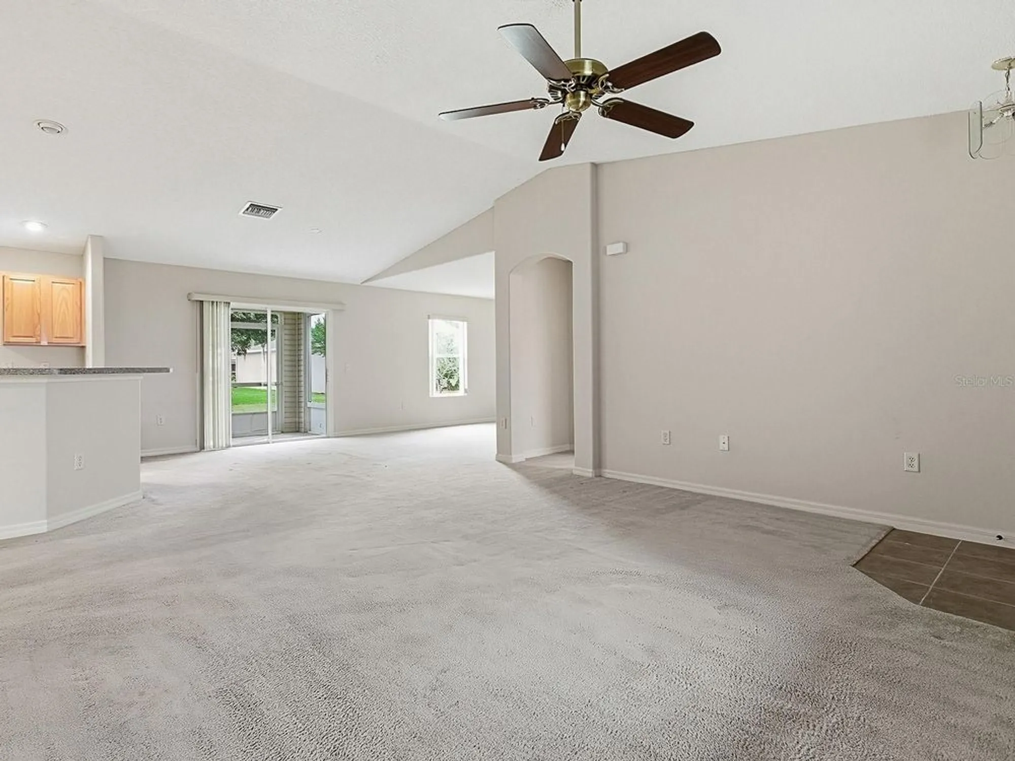 Property Slideshow image 8 of 41 | 231 bentwood dr, Leesburg, FL, 34748