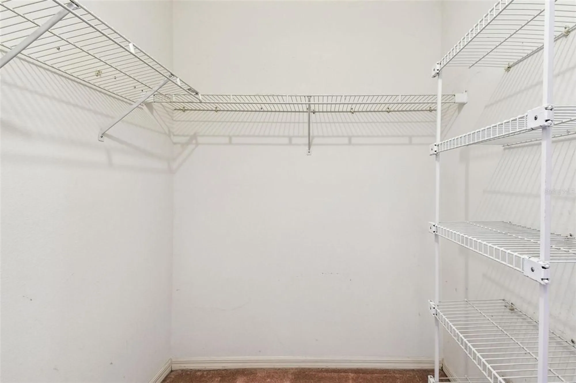 Property Slideshow image 23 of 39 | 2305 e del webb blvd, Sun City Center, FL, 33573