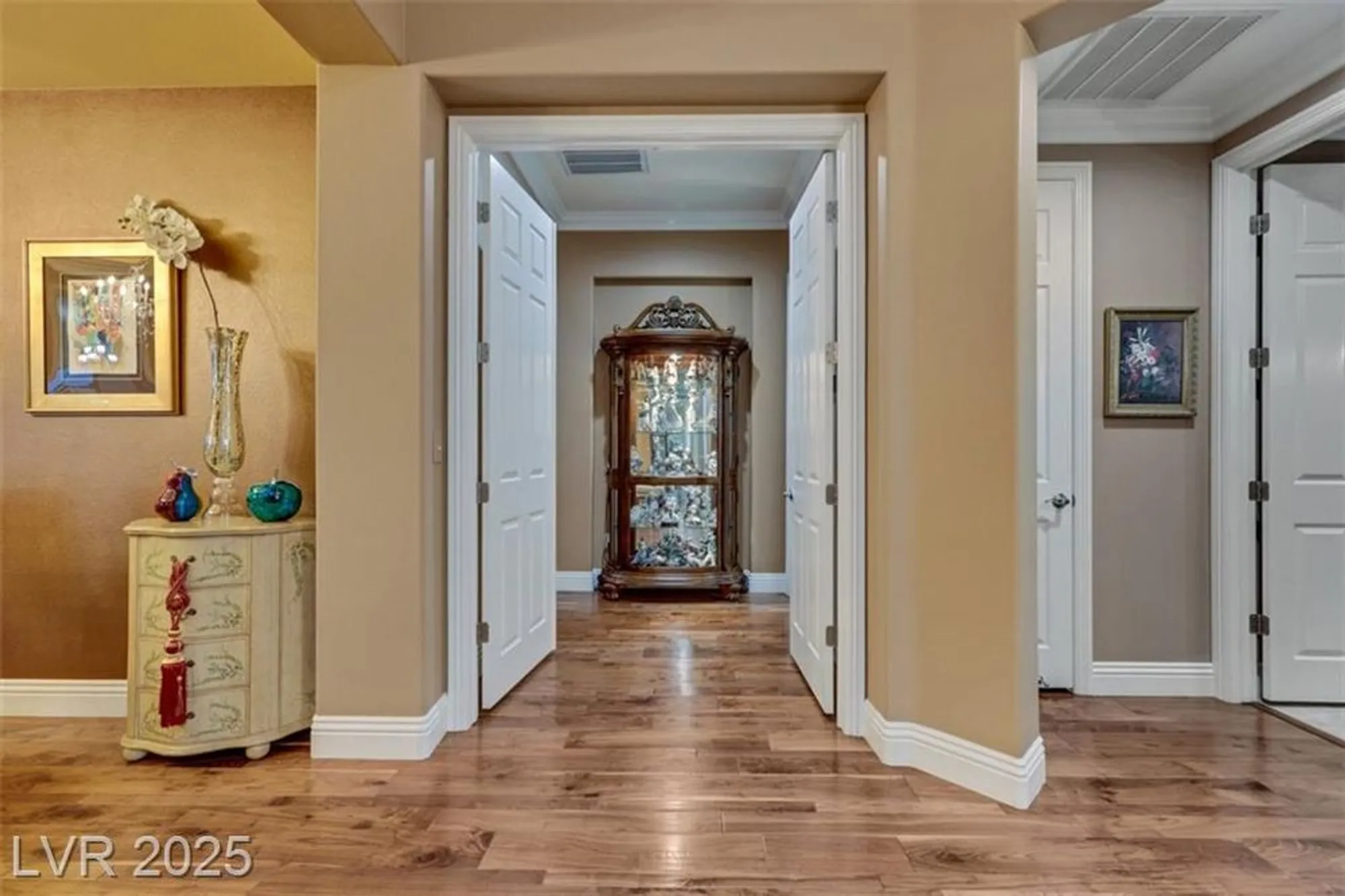 Property Slideshow image 25 of 63 | 4286 pacifico ln, Las Vegas, NV, 89135