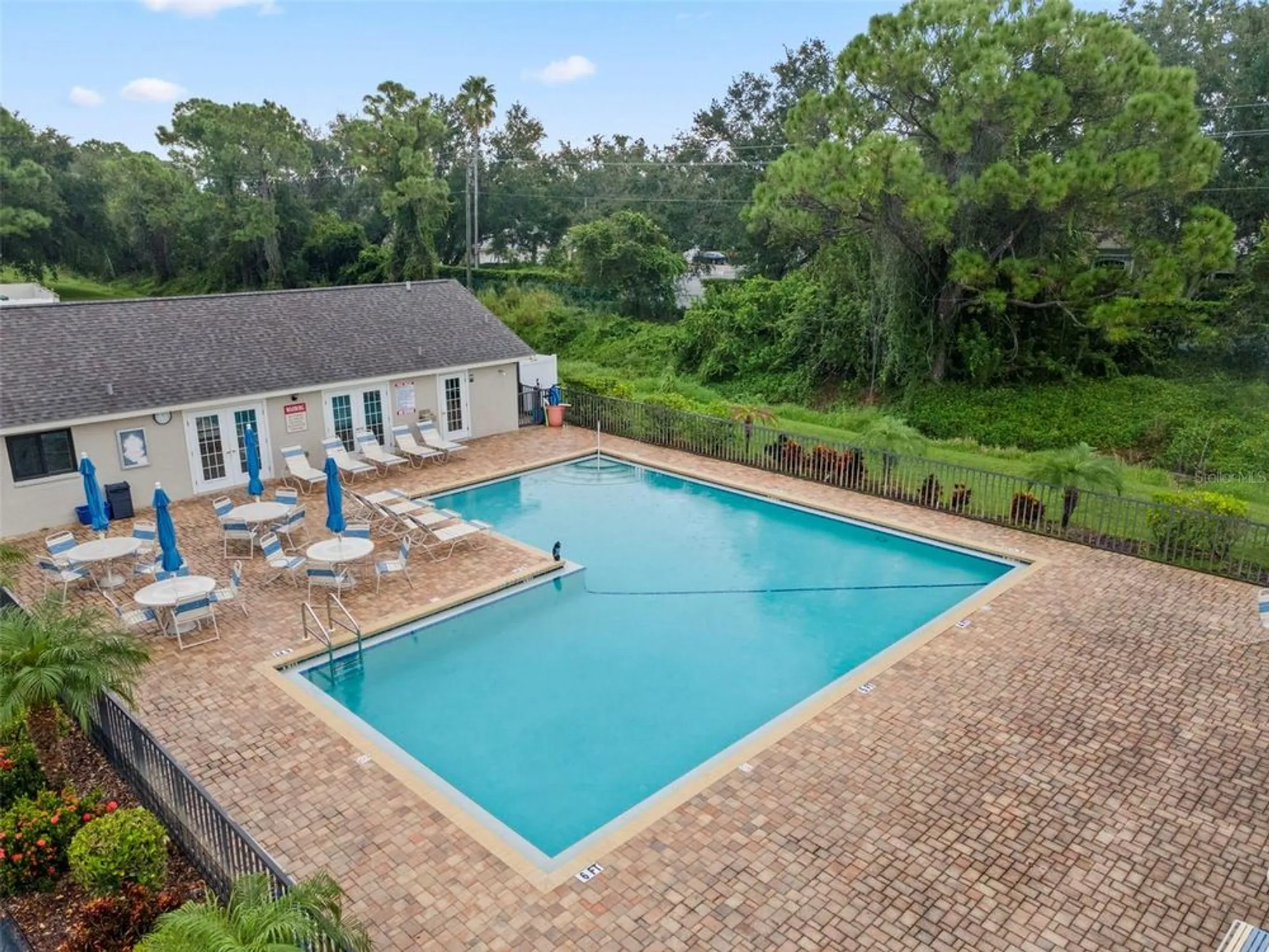 Property Slideshow image 9 of 40 | 7680 eagle creek dr # 7680, Sarasota, FL, 34243