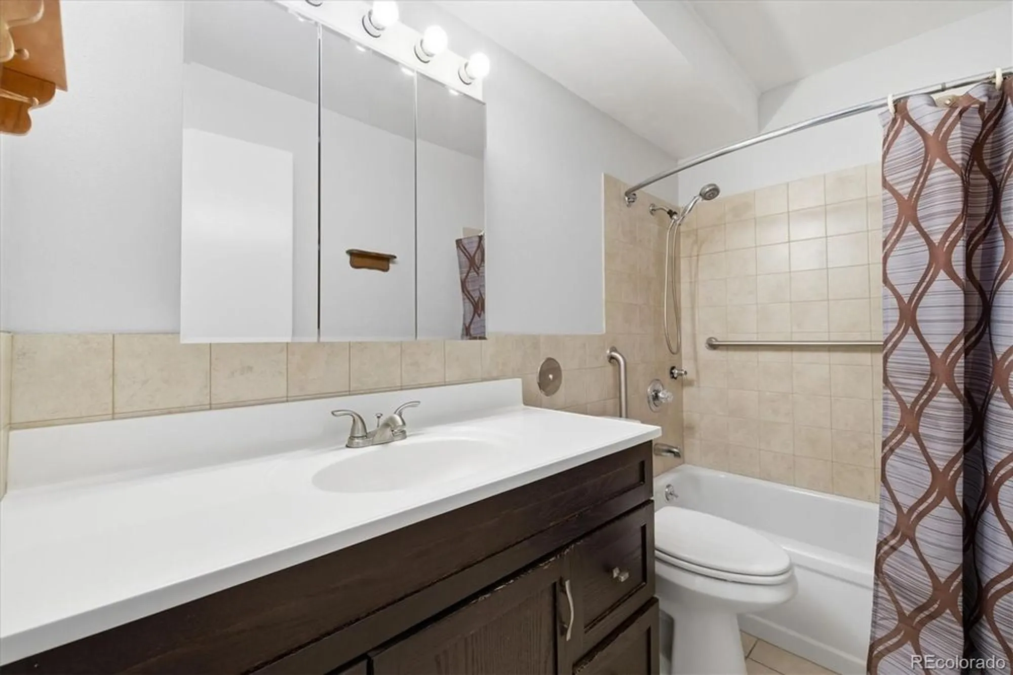 Property Slideshow image 10 of 26 | 650 s alton way 1a, Denver, CO, 80247