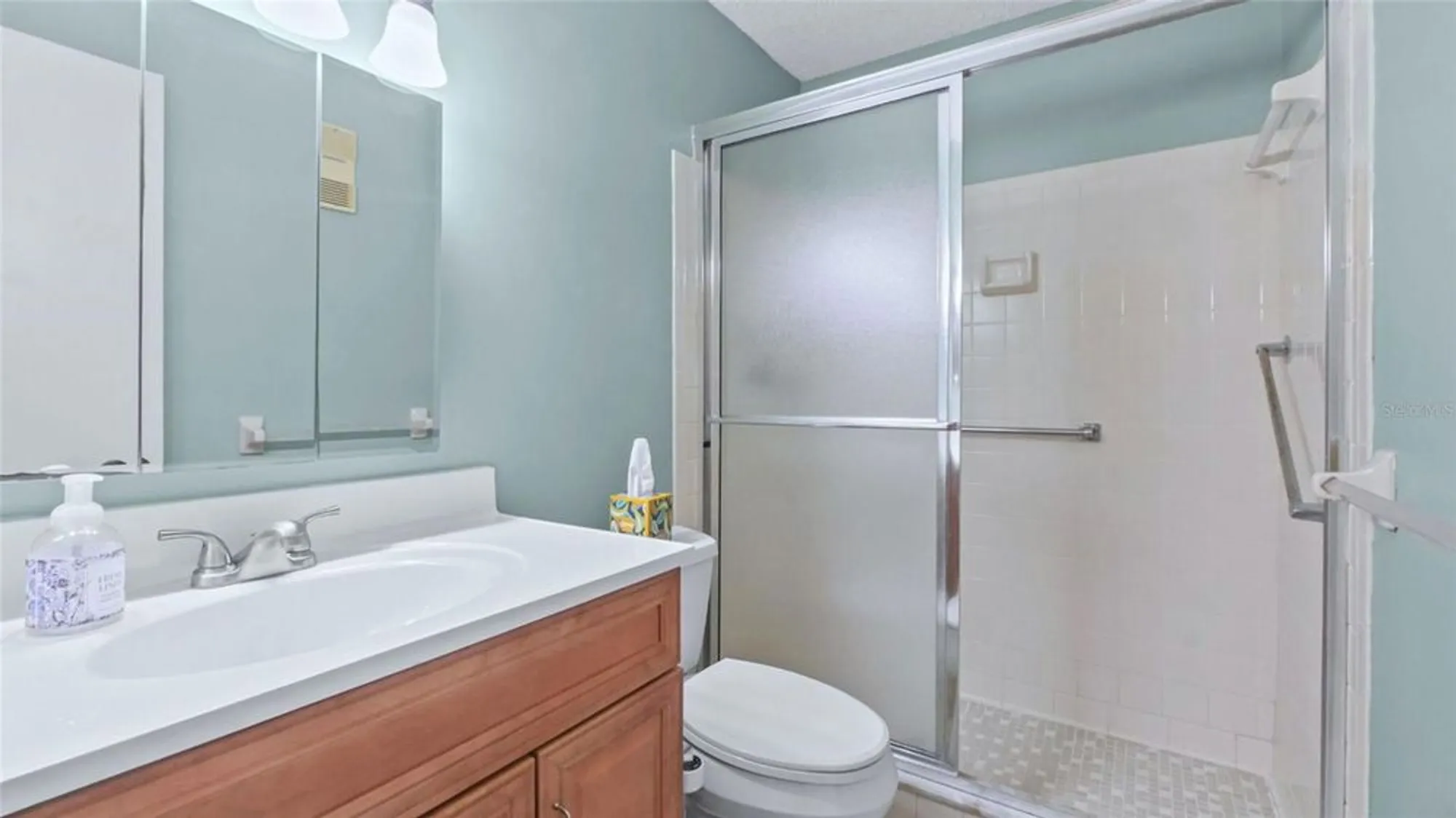 Property Slideshow image 16 of 32 | 6070 80th st n unit 109, St Petersburg, FL, 33709