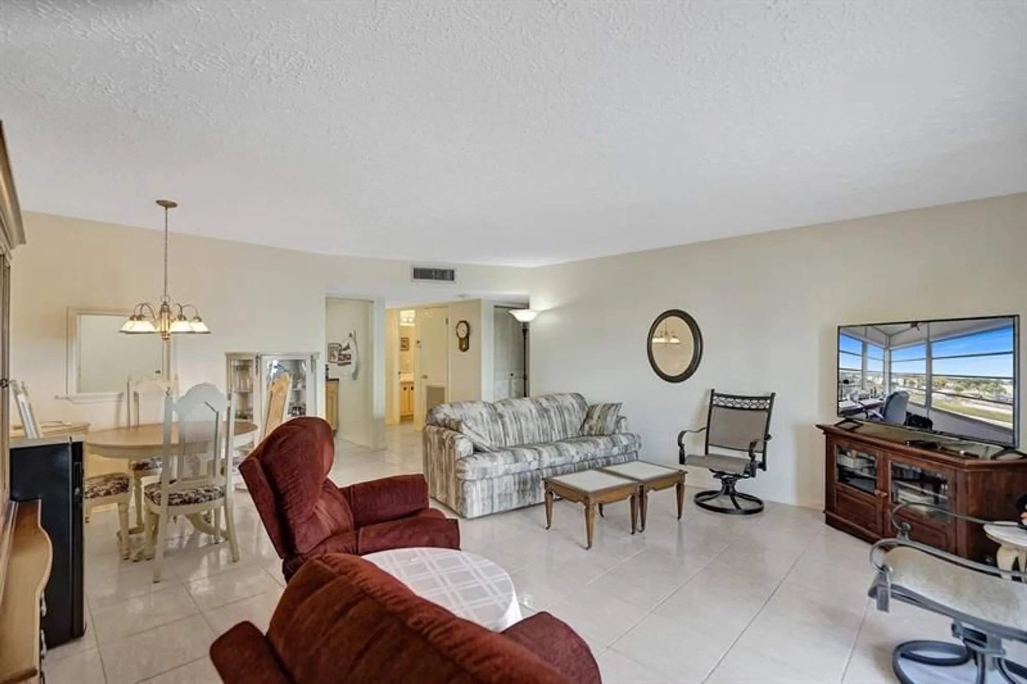 Property Slideshow image 22 of 25 | 4851 nw 21st st 412, Lauderhill, FL, 33313
