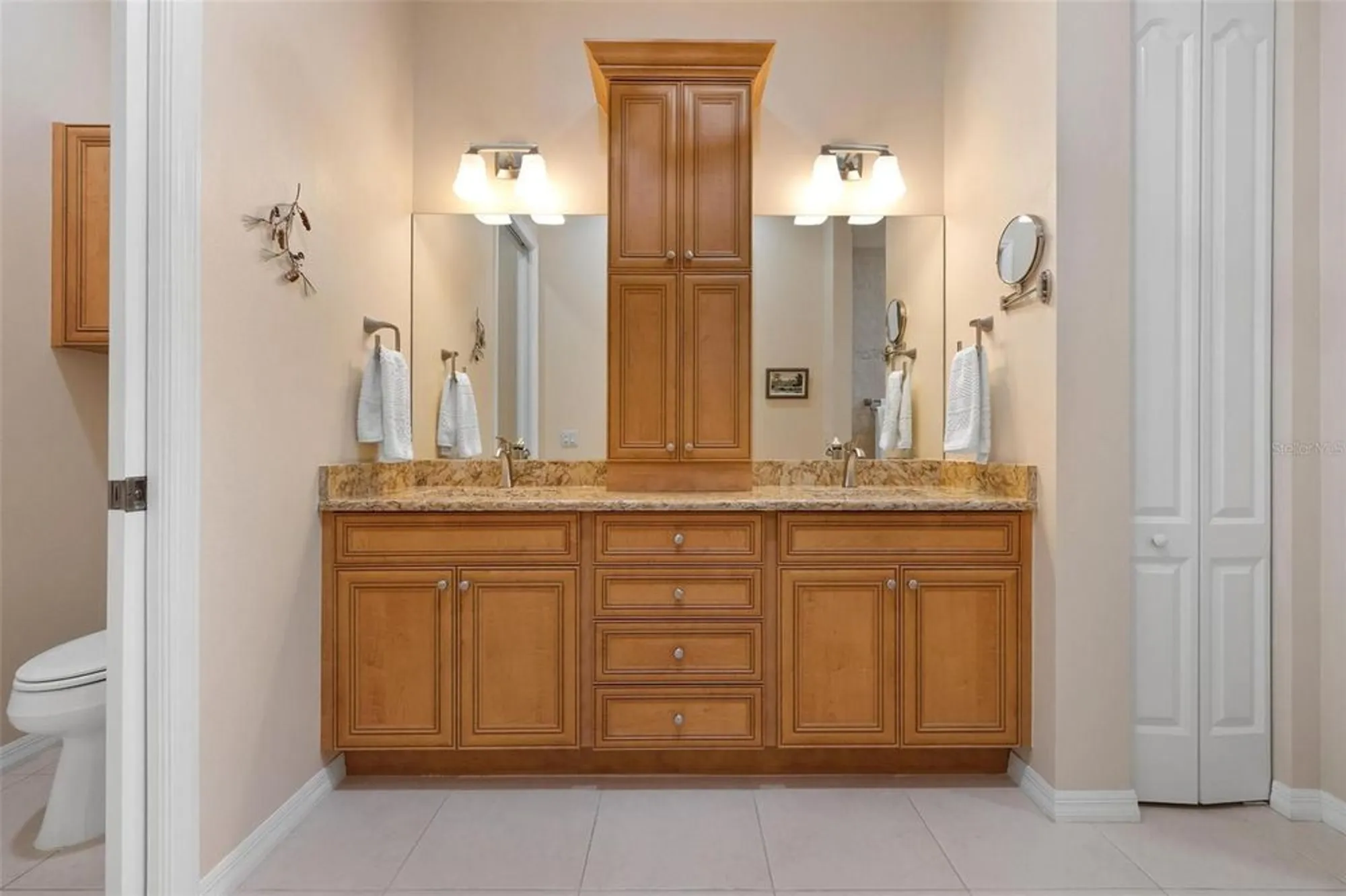 Property Slideshow image 25 of 74 | 1817 lancashire dr, Venice, FL, 34293