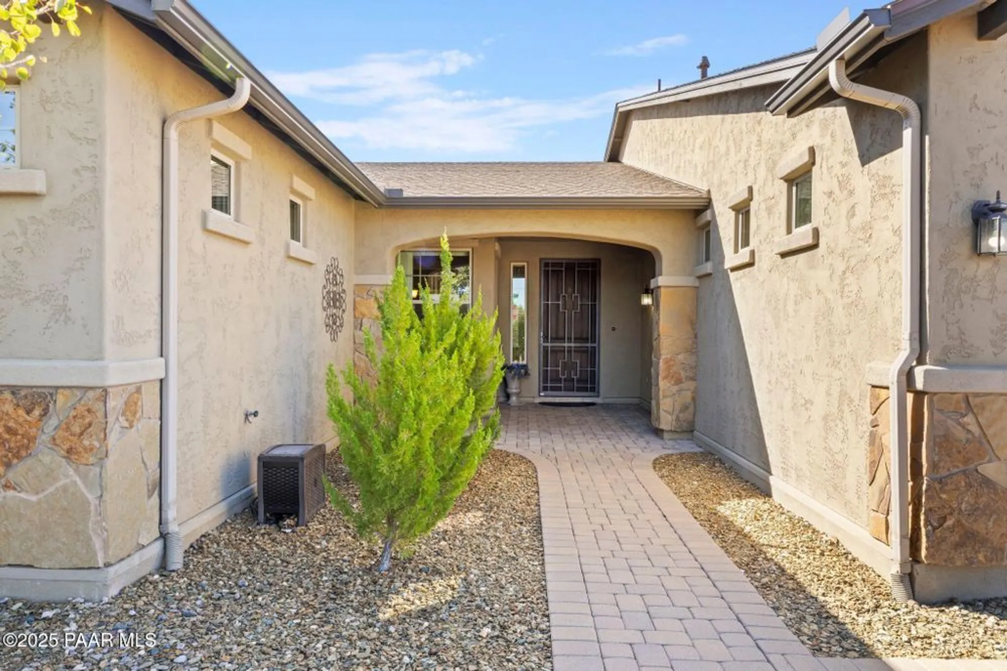 Property Slideshow image 3 of 57 | 8293 n zephyr cir, Prescott Valley, AZ, 86315