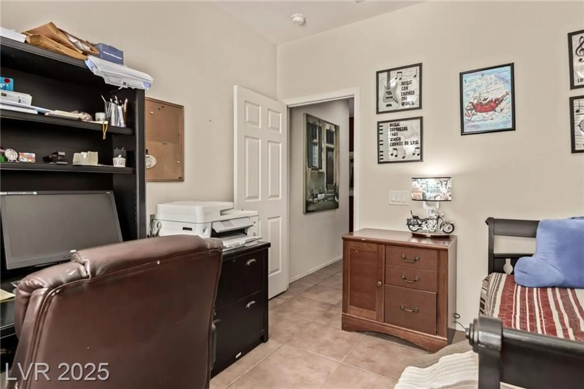 Property Slideshow image 7 of 65 | 3447 halter dr, Las Vegas, NV, 89122