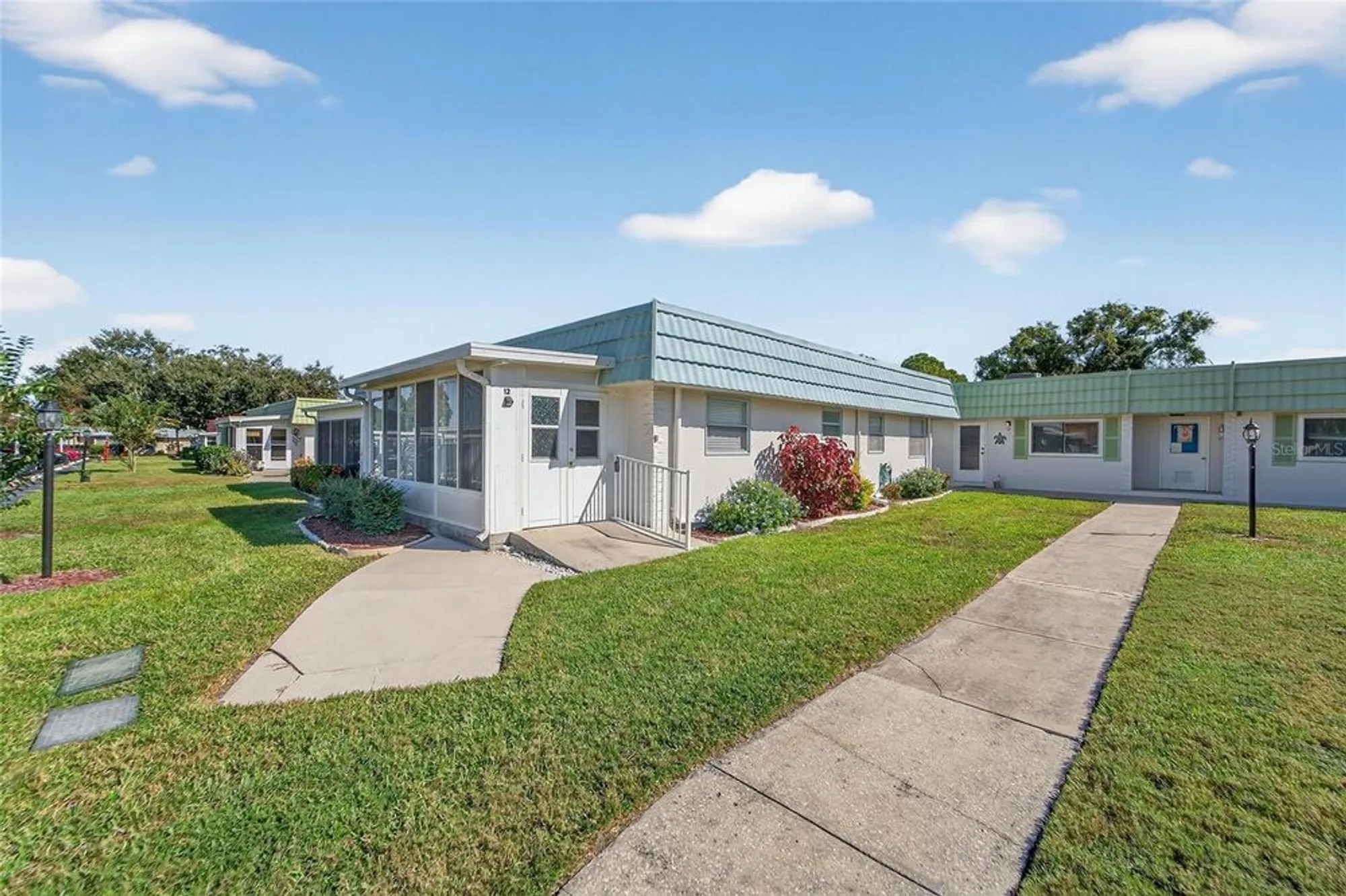 Property Slideshow image 25 of 28 | 1802 bedford ln 12, Sun City Center, FL, 33573