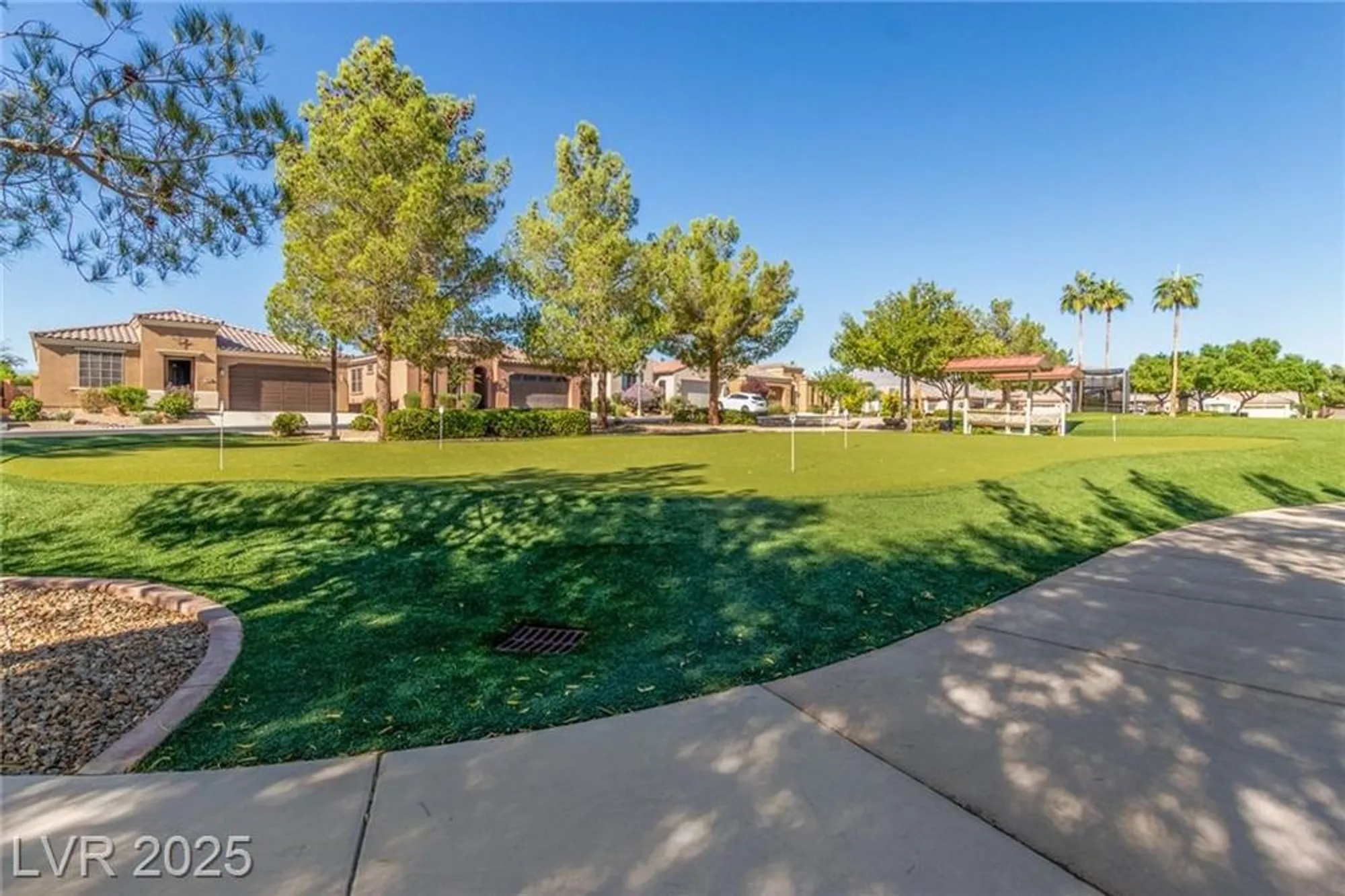 Property Slideshow image 42 of 51 | 5620 serenity haven st, North Las Vegas, NV, 89081