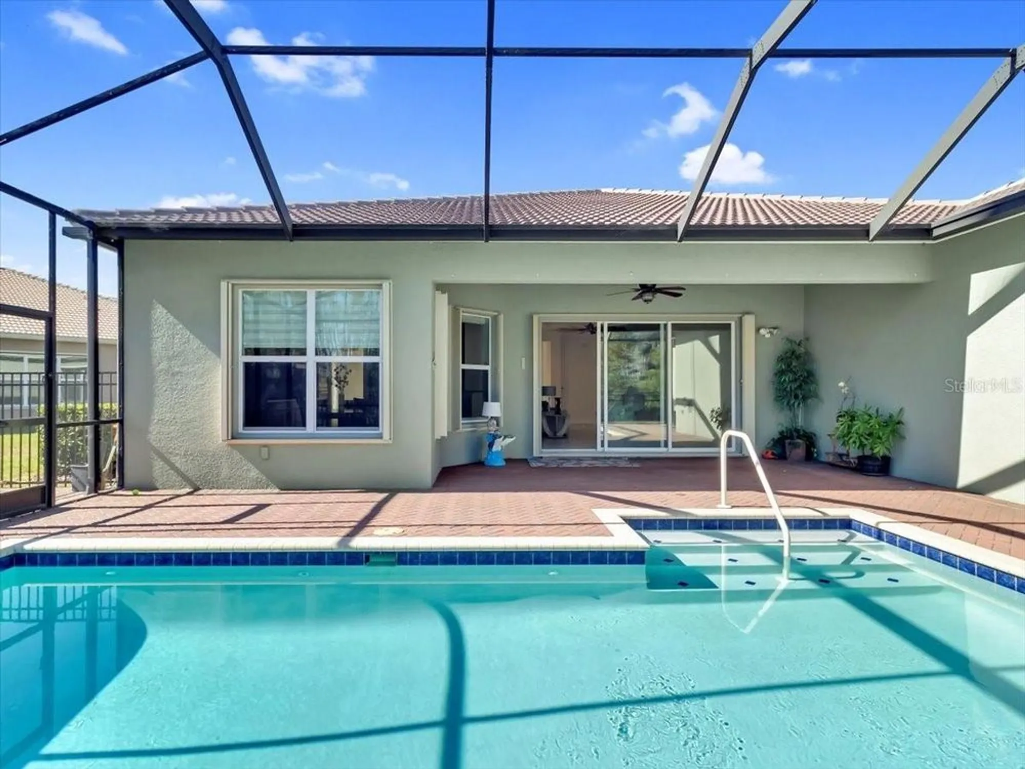 Property Slideshow image 51 of 76 | 16308 garnet glen pl, Wimauma, FL, 33598