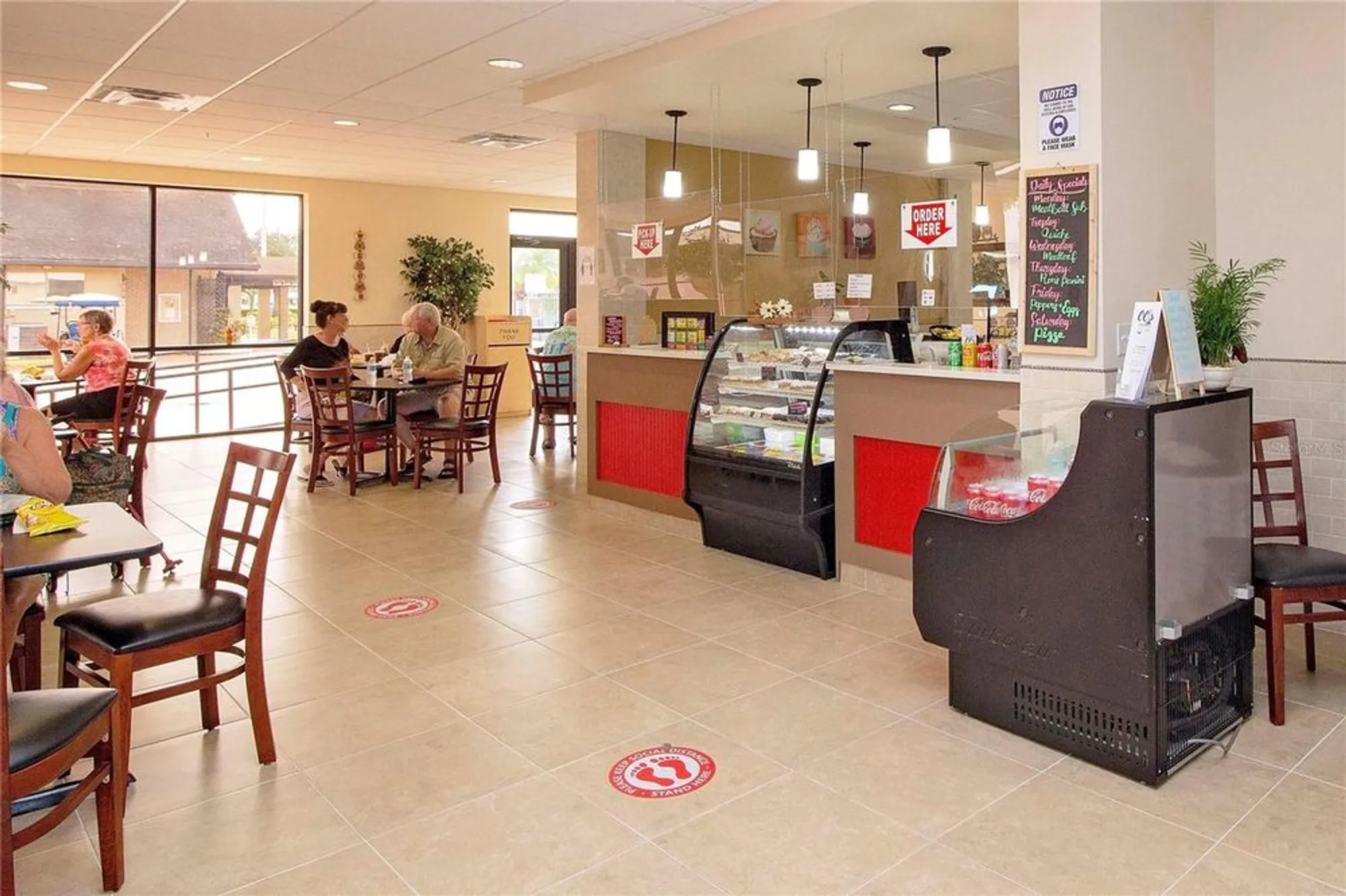 Property Slideshow image 48 of 61 | 2039 berry roberts dr, Sun City Center, FL, 33573