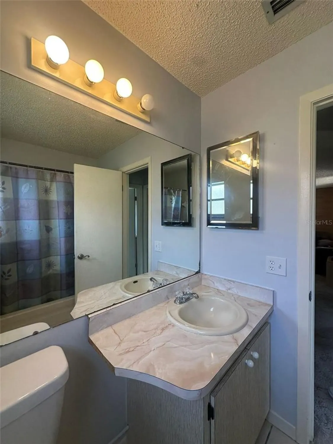 Property Slideshow image 45 of 65 | 8 jasmine st, Lake Placid, FL, 33852