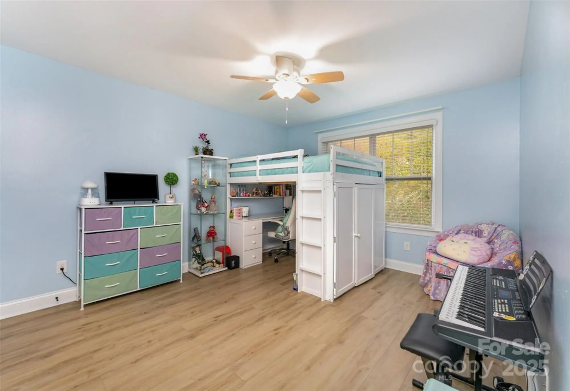 Property Slideshow image 27 of 44 | 131 canoe pole ln, Mooresville, NC, 28117