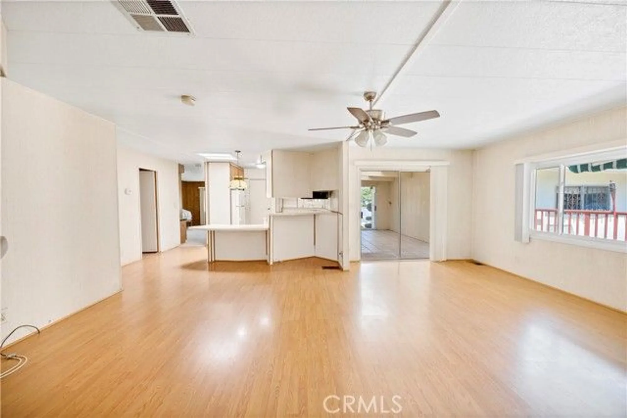 Property Slideshow image 18 of 54 | 1272 brentwood way, Hemet, CA, 92545
