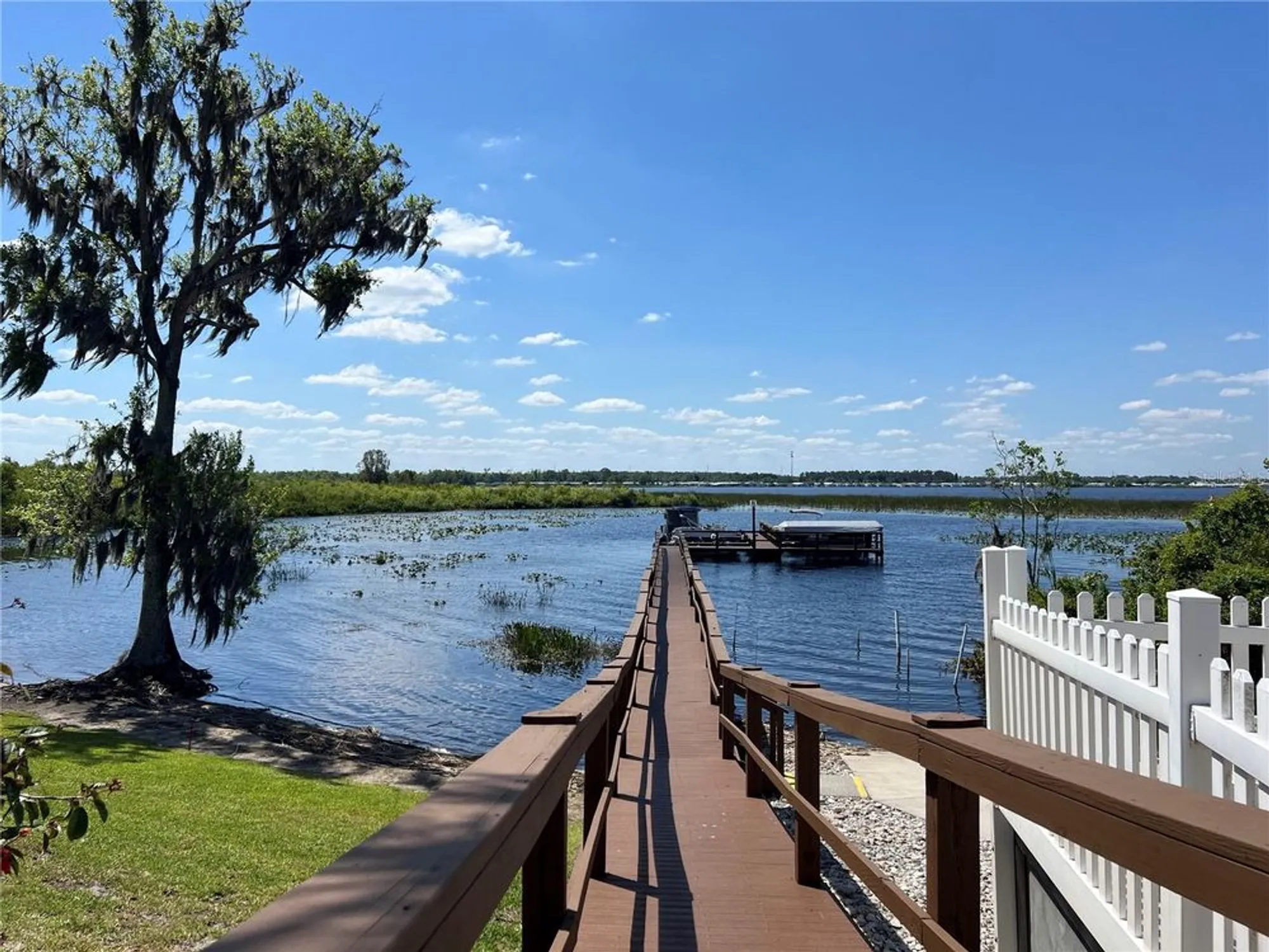 Property Slideshow image 50 of 70 | 669 waterford dr, Haines City, FL, 33844