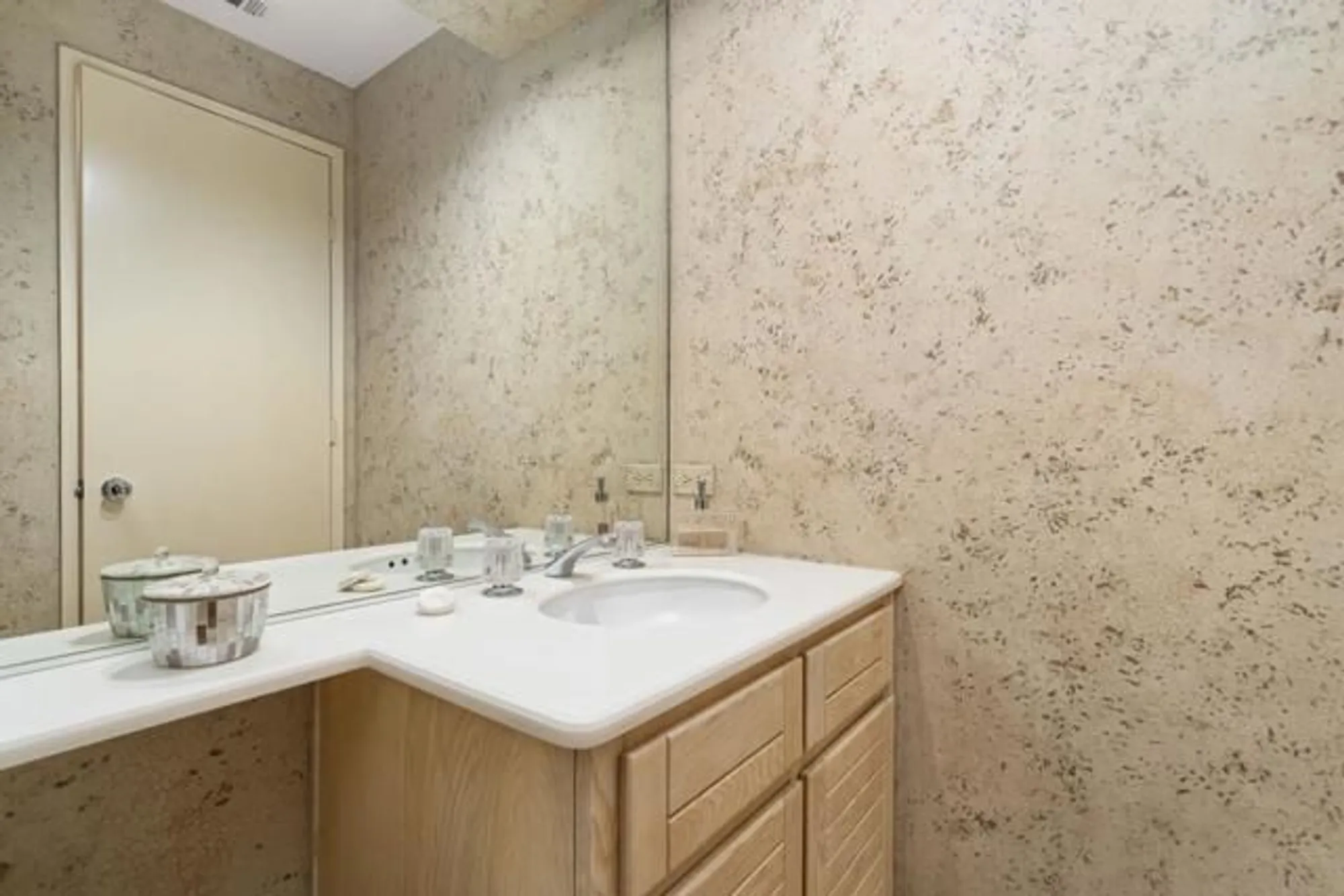 Property Slideshow image 40 of 42 | 80393 pebble bch, La Quinta, CA, 92253