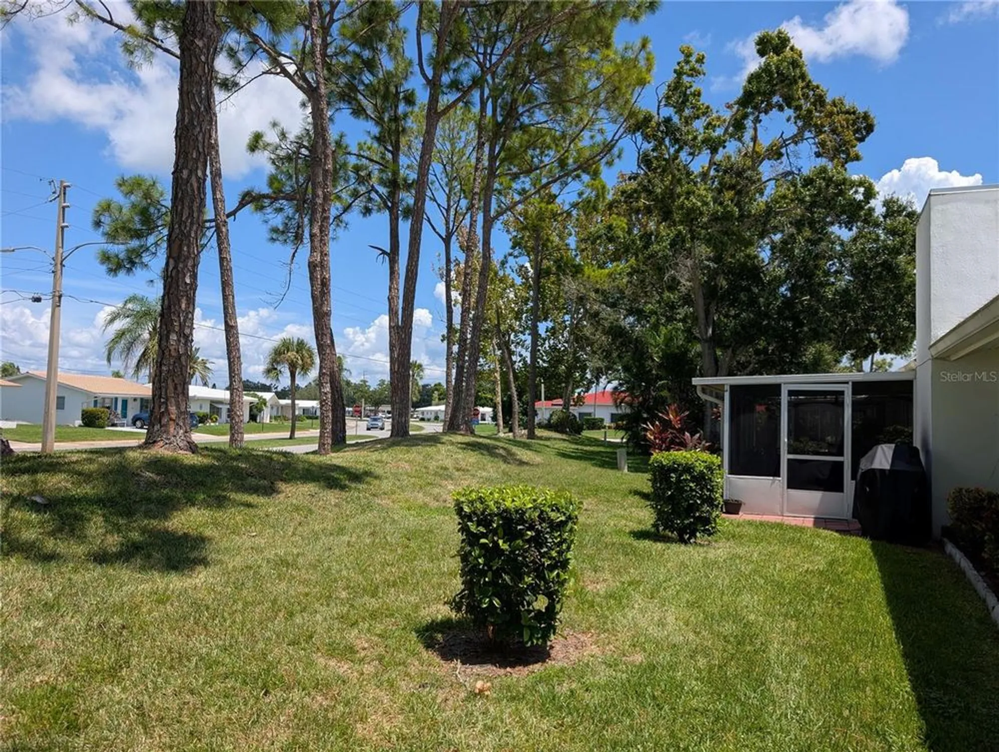 Property Slideshow image 33 of 47 | 9154 42nd ln n # 5, Pinellas Park, FL, 33782