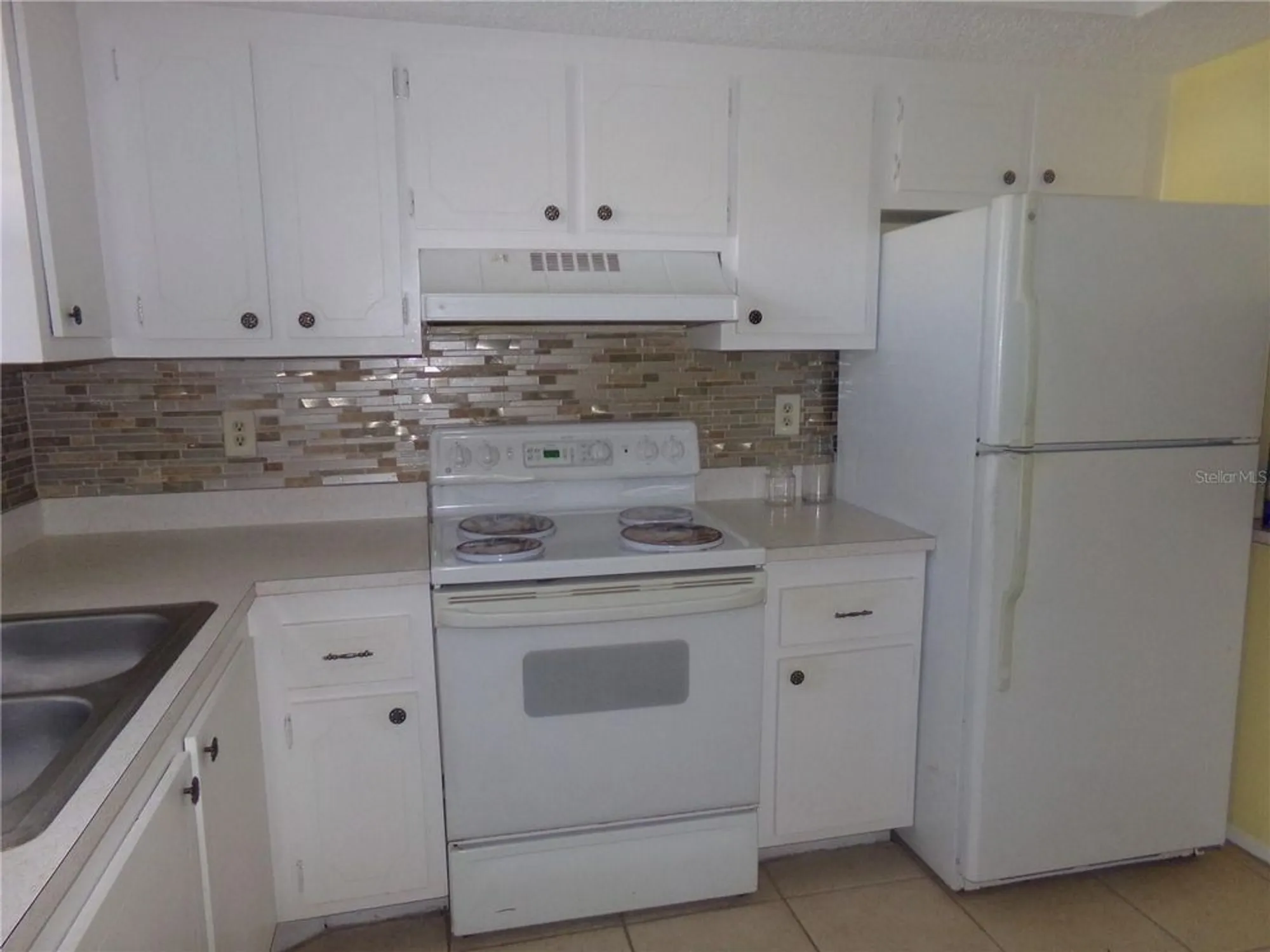 Property Slideshow image 3 of 33 | 4111 heron way # 103, Bradenton, FL, 34205